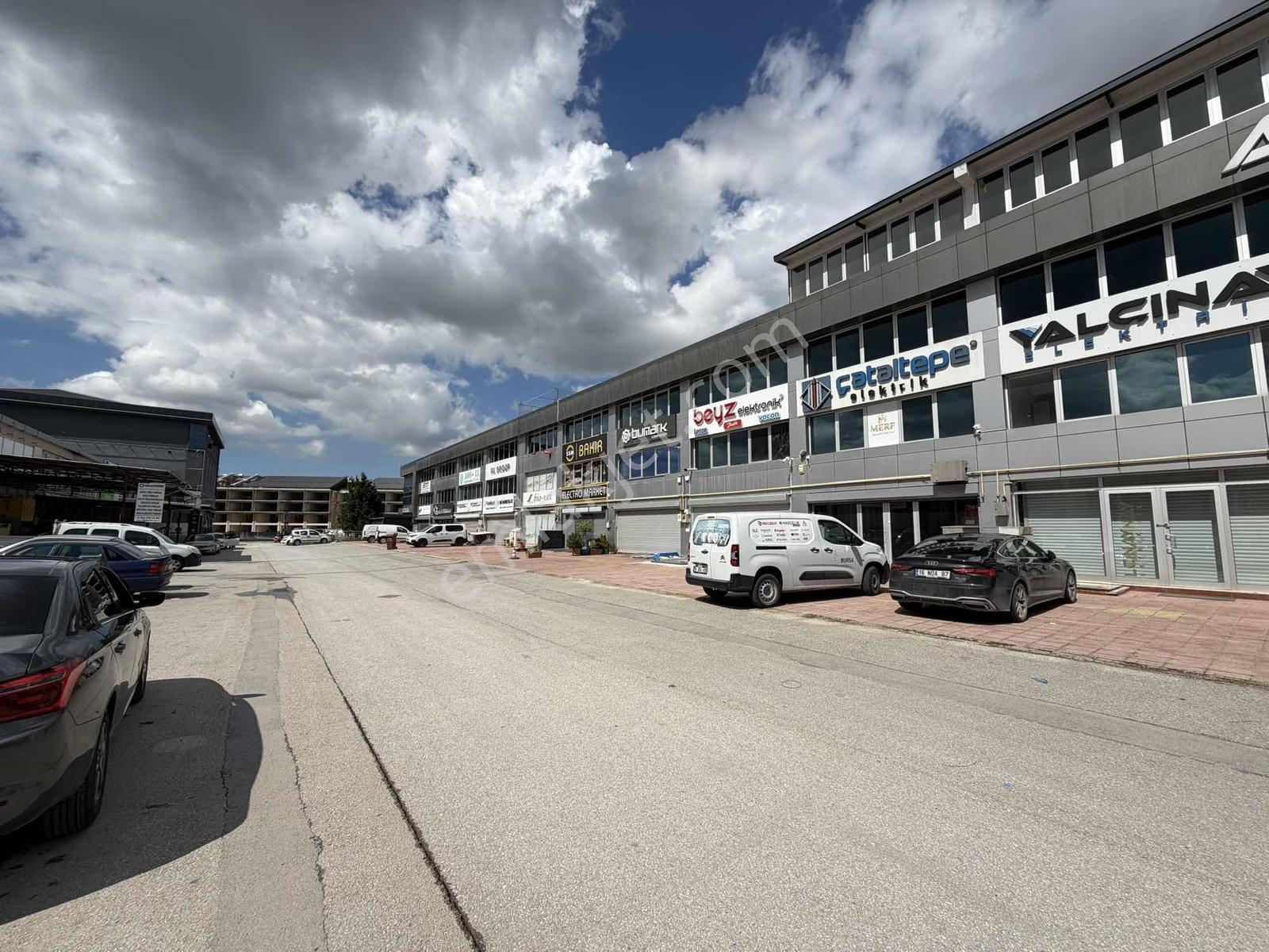 Niltim'de 400 M2 Satılık Boş Dükkan - Görsel 6
