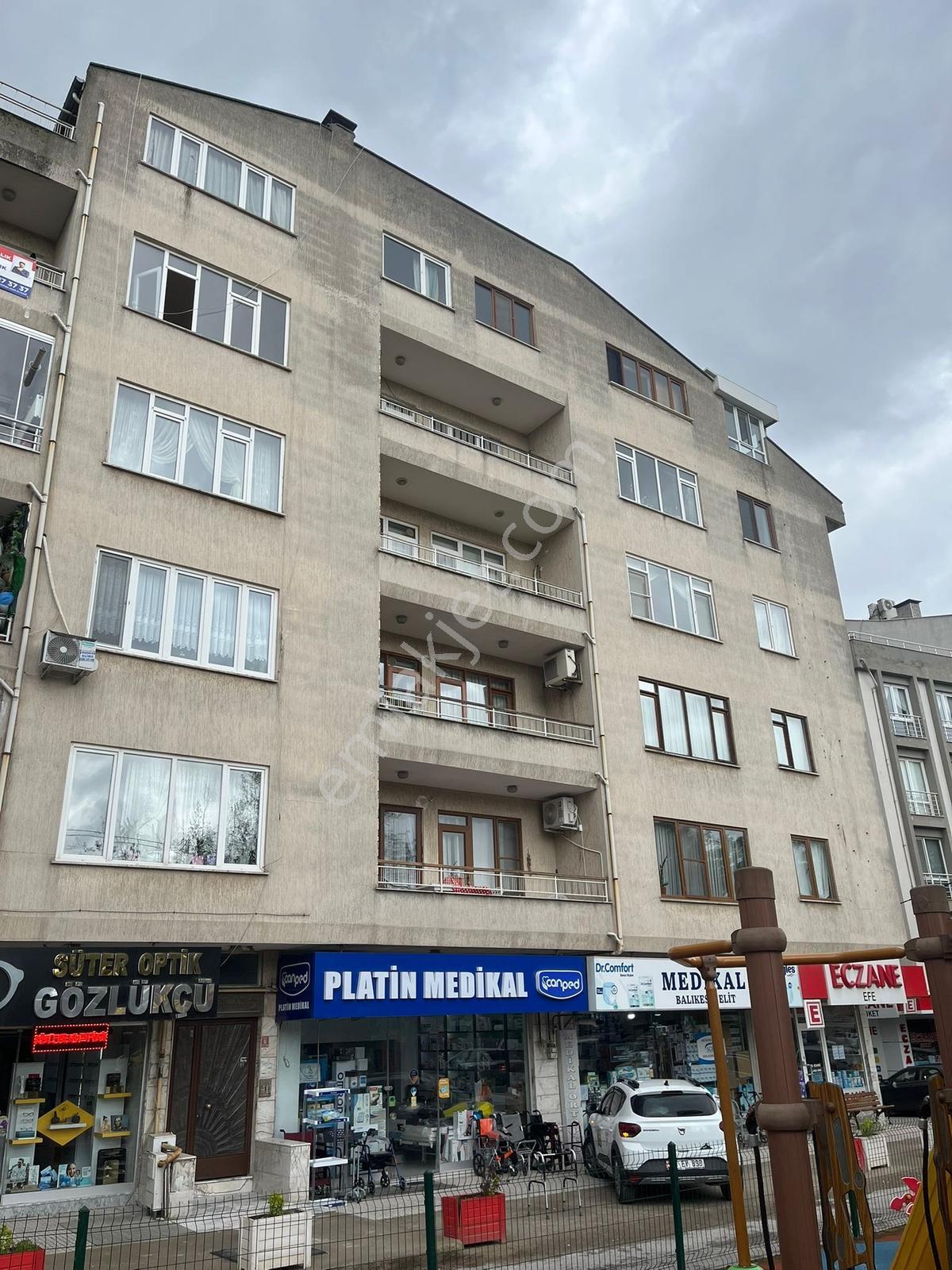 Devlet Hastanesi Karşısı Satılık 4+1 Dublex Daire - Görsel 28