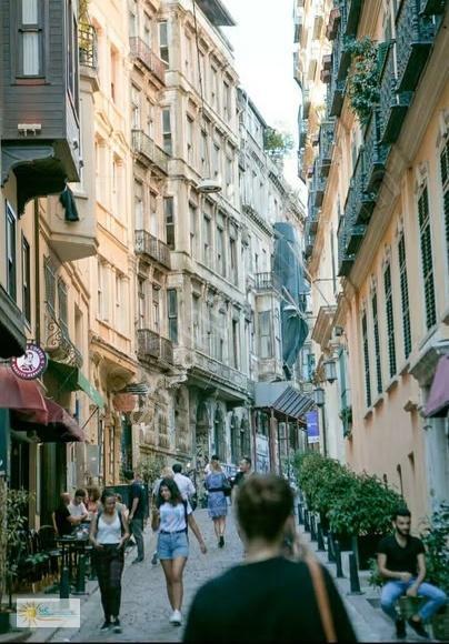 Beyoğlu Galata Serdar-ı Ekrem'de Tarihi Binada İçi Yapılı 1+1 - Görsel 3