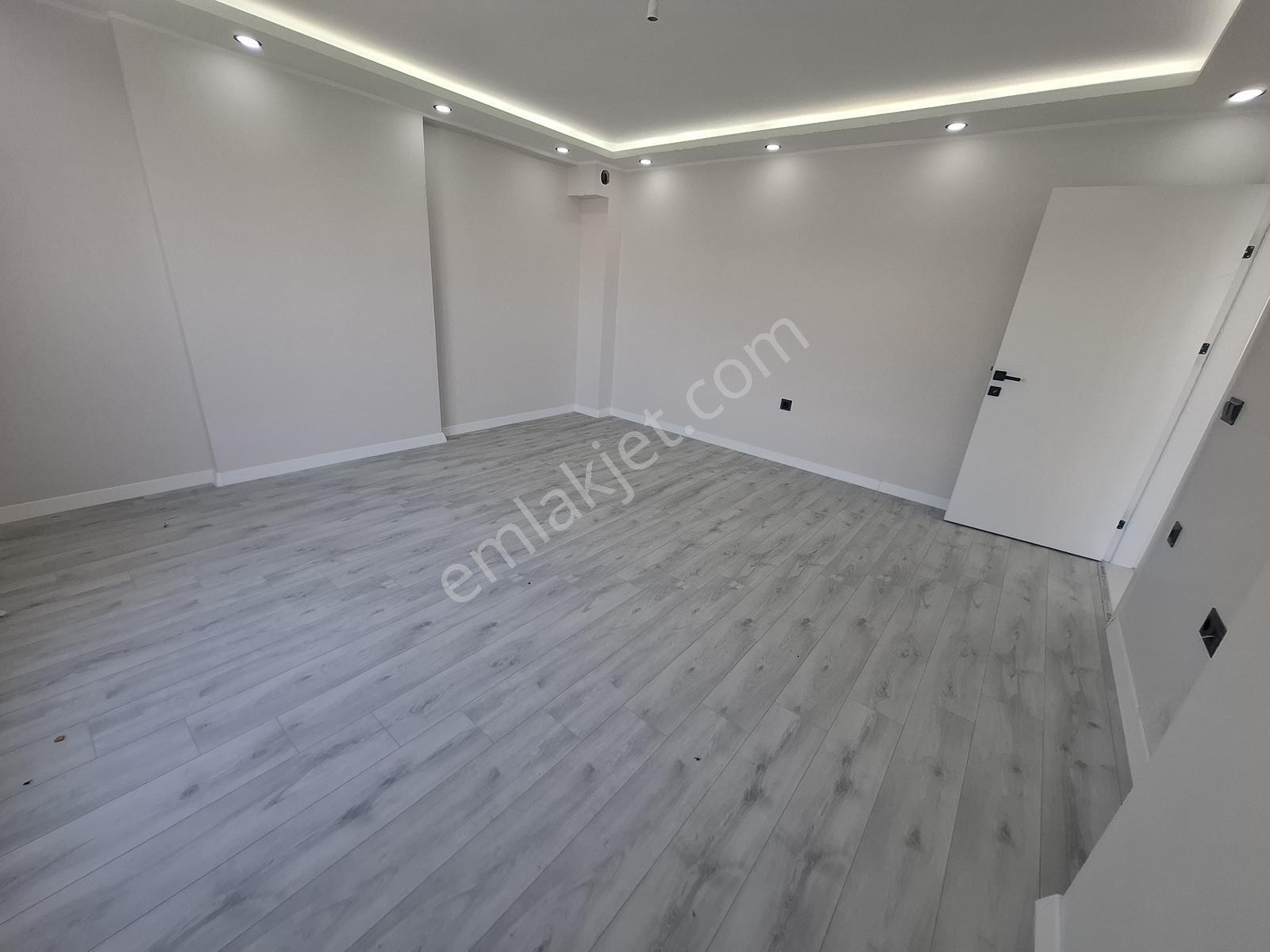 Veffa Gayrimenkulden Çayırova Emekte Satılık 3+1 Ara Kat Daire - Görsel 10
