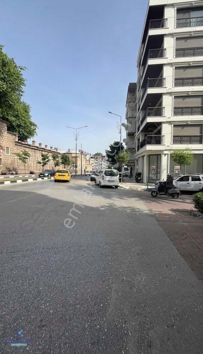 Okatandan Sultan Camii Yanı Yatırımlık Dükkan - Görsel 7
