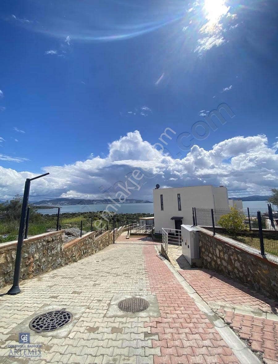 Kıyıkışlacık Zeytinlikuyu Da Atasayanlar Beach De 2+1 Villa