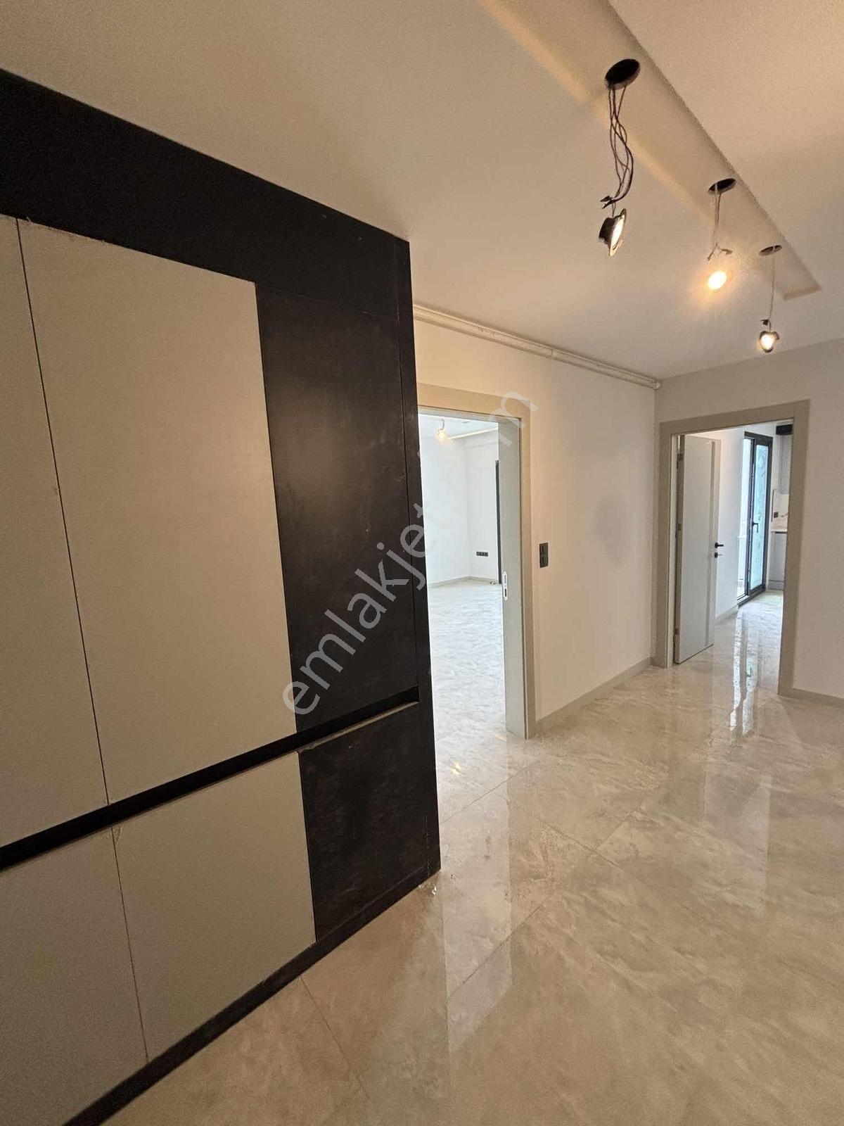 Kuşadasında Ful Deniz Manzaralı 3+1 Kapalı Mutfaklı Lüks Daire - Görsel 30