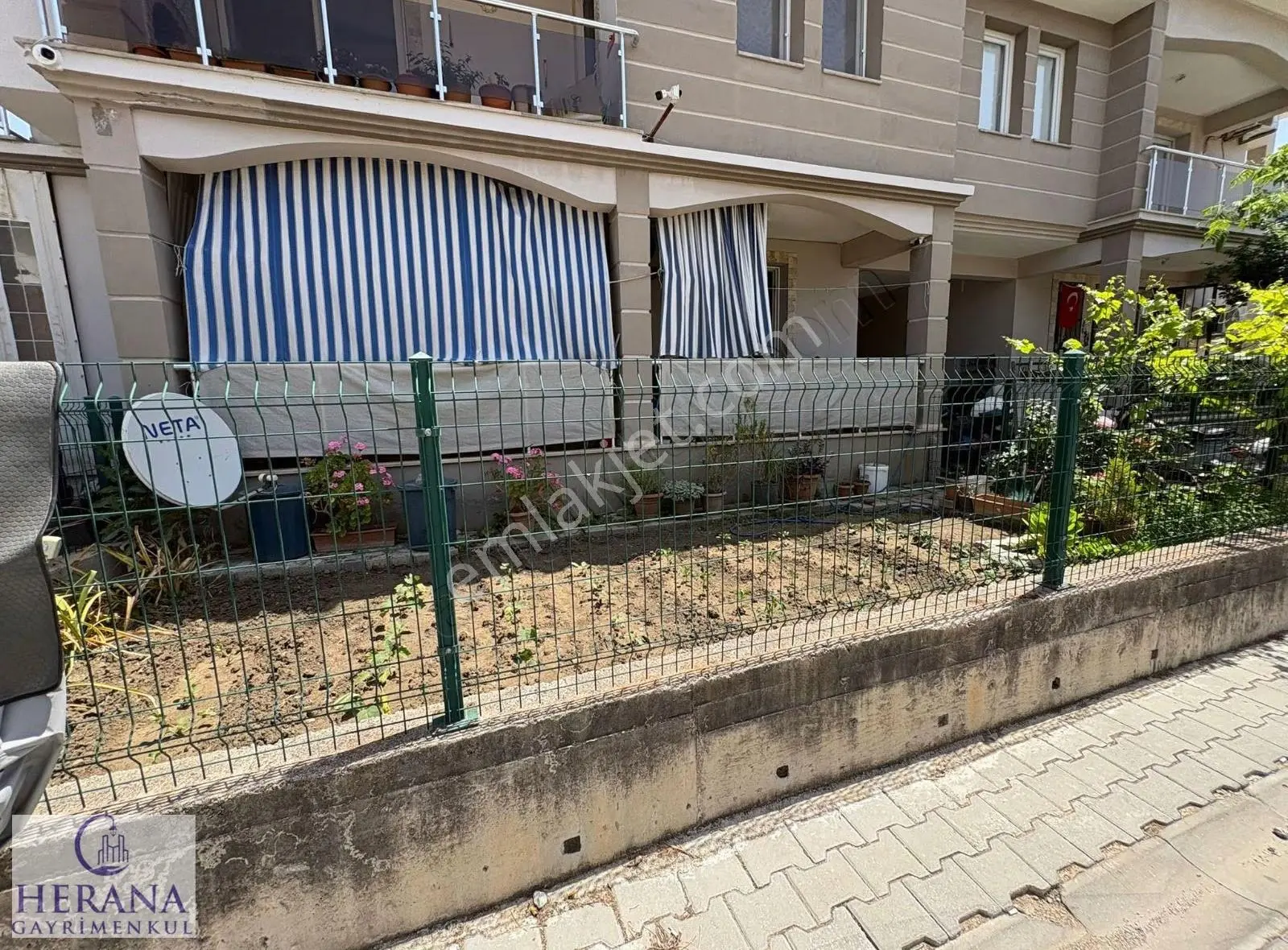 Fethiye Cami Mahallesi'nde Geniş Kullanımlı Müstakil Girişli 2+1 - Görsel 2