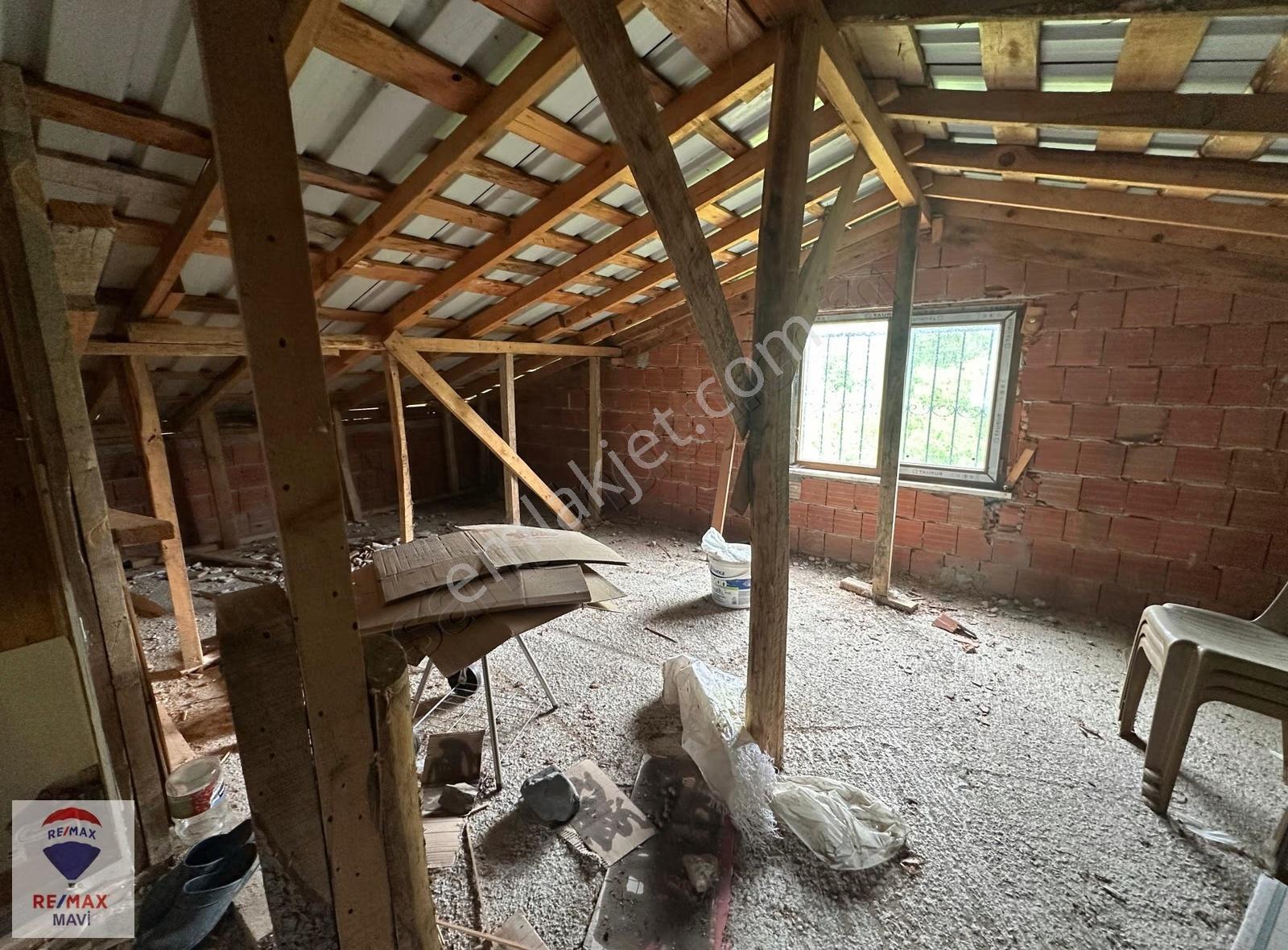 Çamlıca Da 1608 M² Arazi Üzerinde Satılık Müstakil Ev - Görsel 18