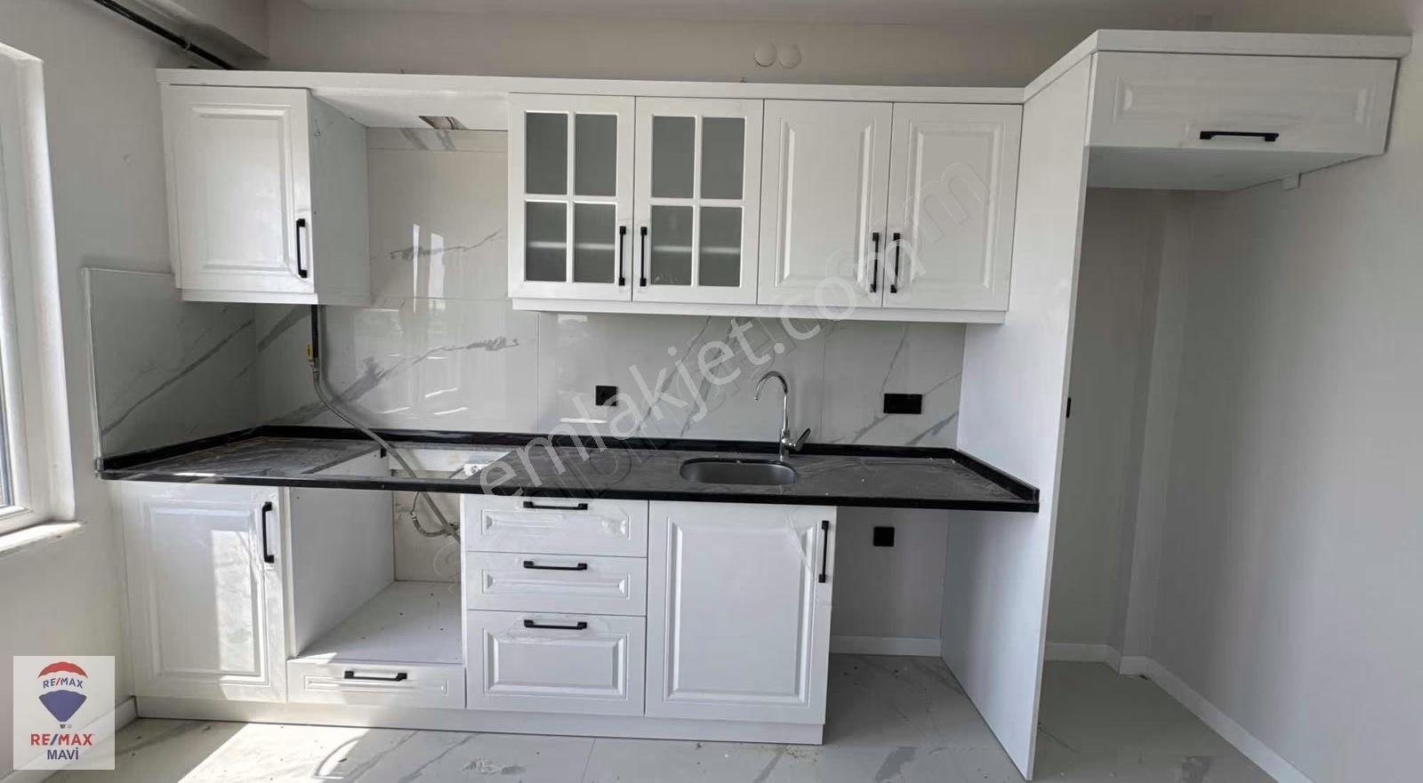 Re/max Moz 3+1 130m² 3. Kat Ebeveyn Banyolu Y. Isıtma -1 Otopark - Görsel 16