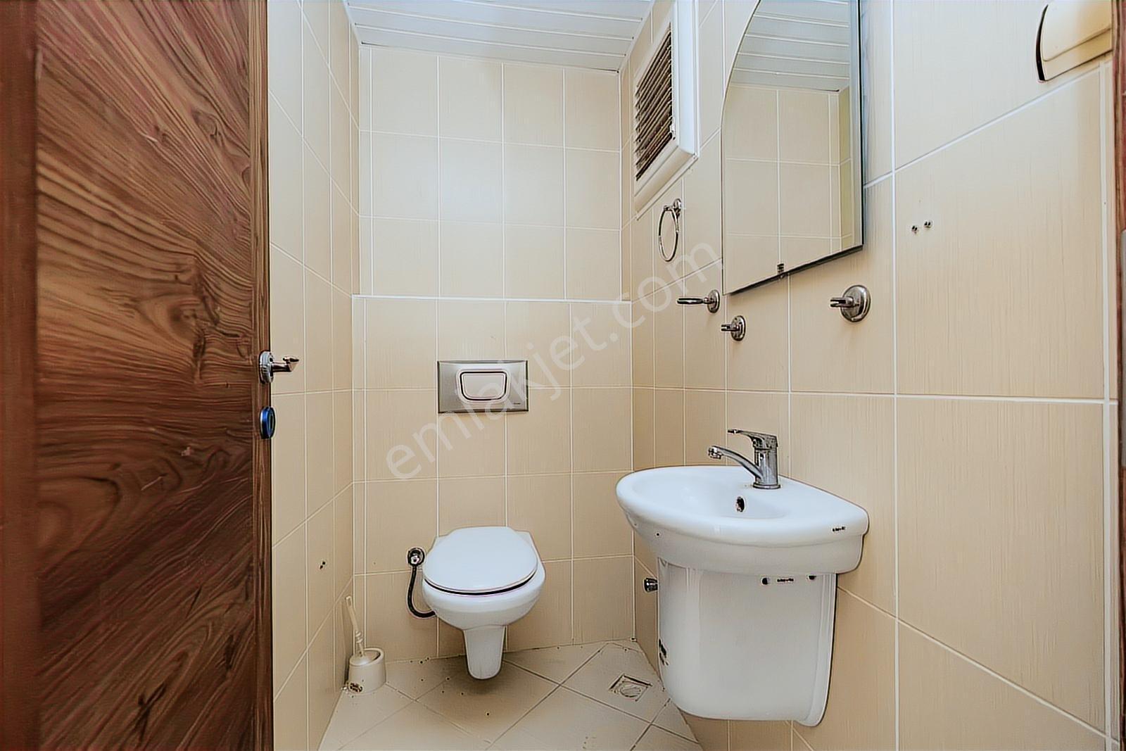 Sarısu Mah. Tenis Resort Sitesin'de Tadilatlı 3+1 Satılık Daire - Görsel 32