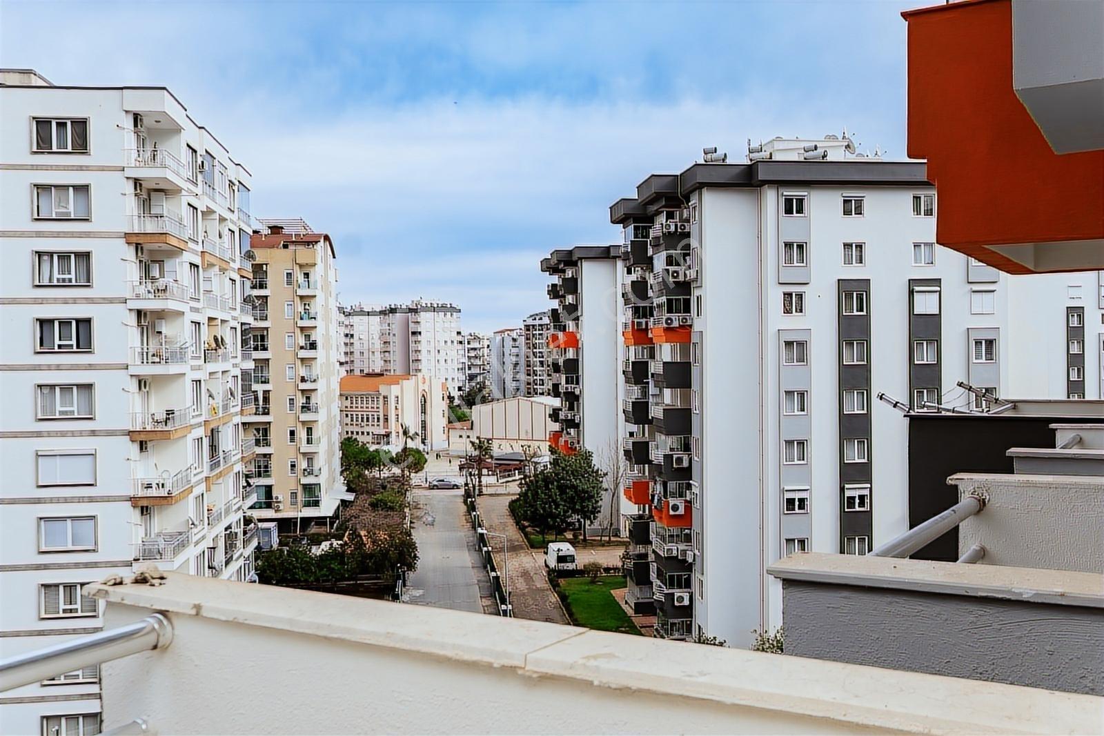 Sarısu Mah. Tenis Resort Sitesin'de Tadilatlı 3+1 Satılık Daire - Görsel 19