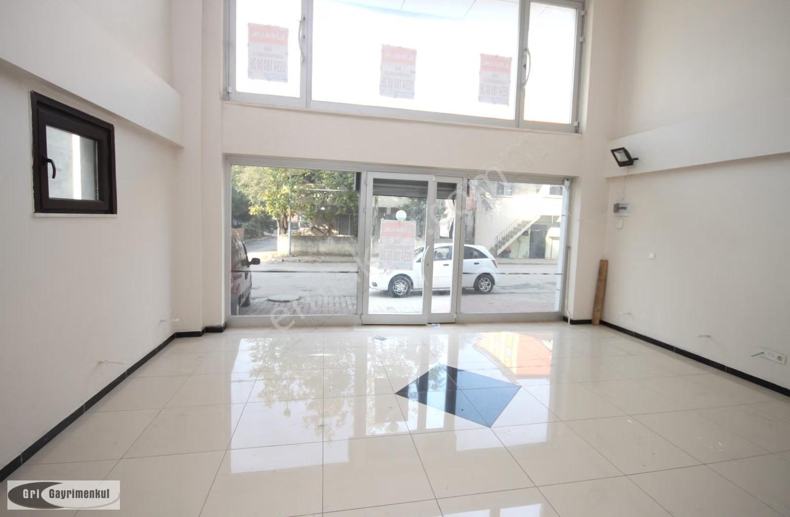 Tuzla Evliya Çelebi Mahallesinde Asma Katlı Kiralık Dükkan - Görsel 9