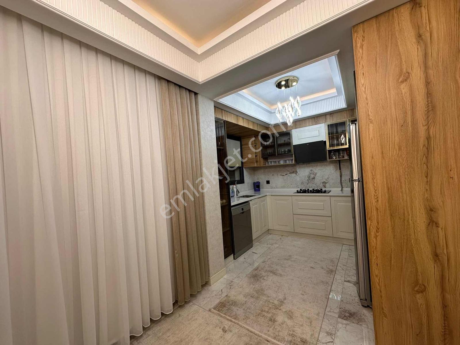 Rotadan Winstown Civarı Satılık 3+1 Lüks Daire - Görsel 11