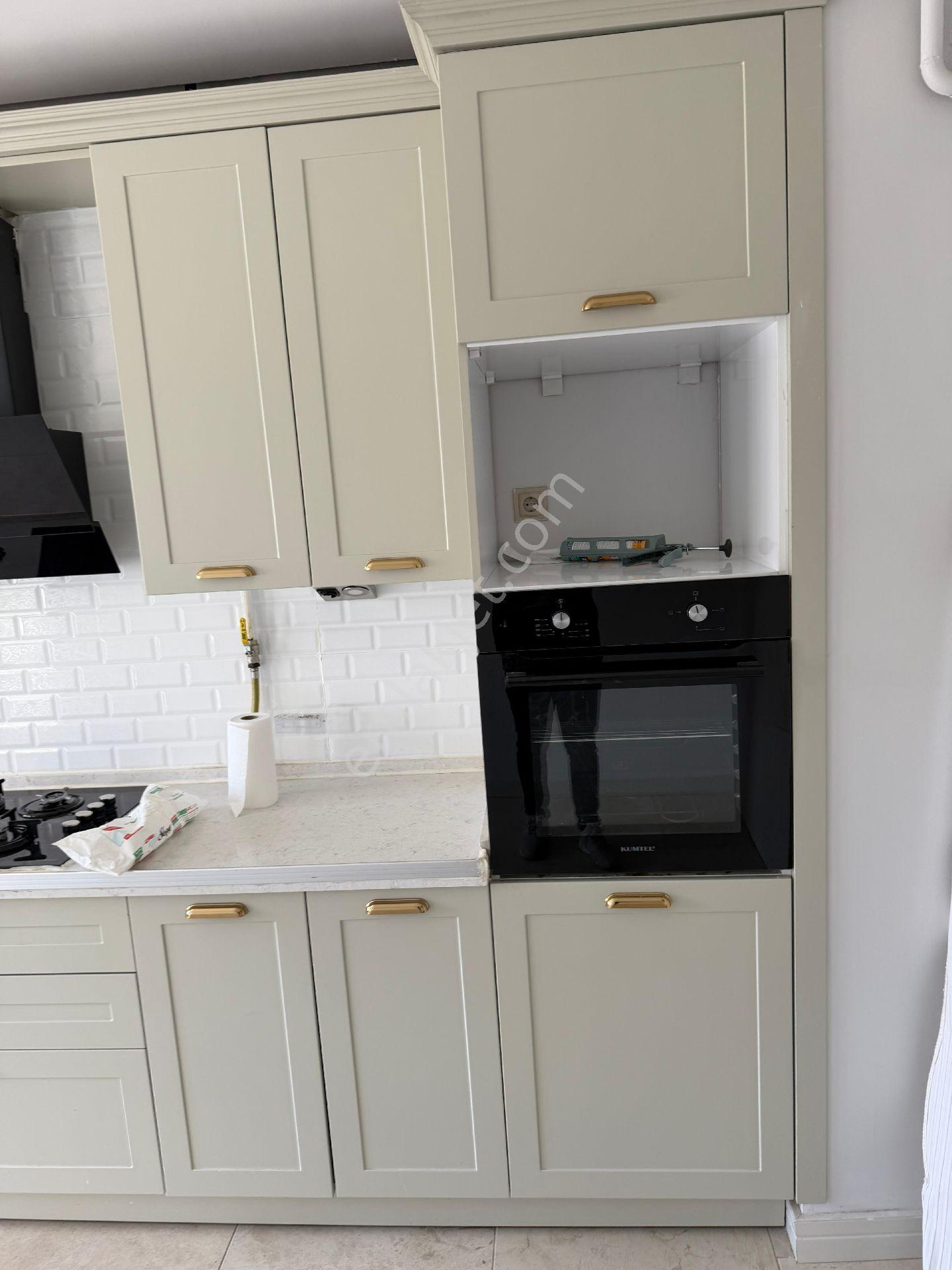 Fahri Kayahan'da. Milano Venüs Apartmanı - Görsel 22