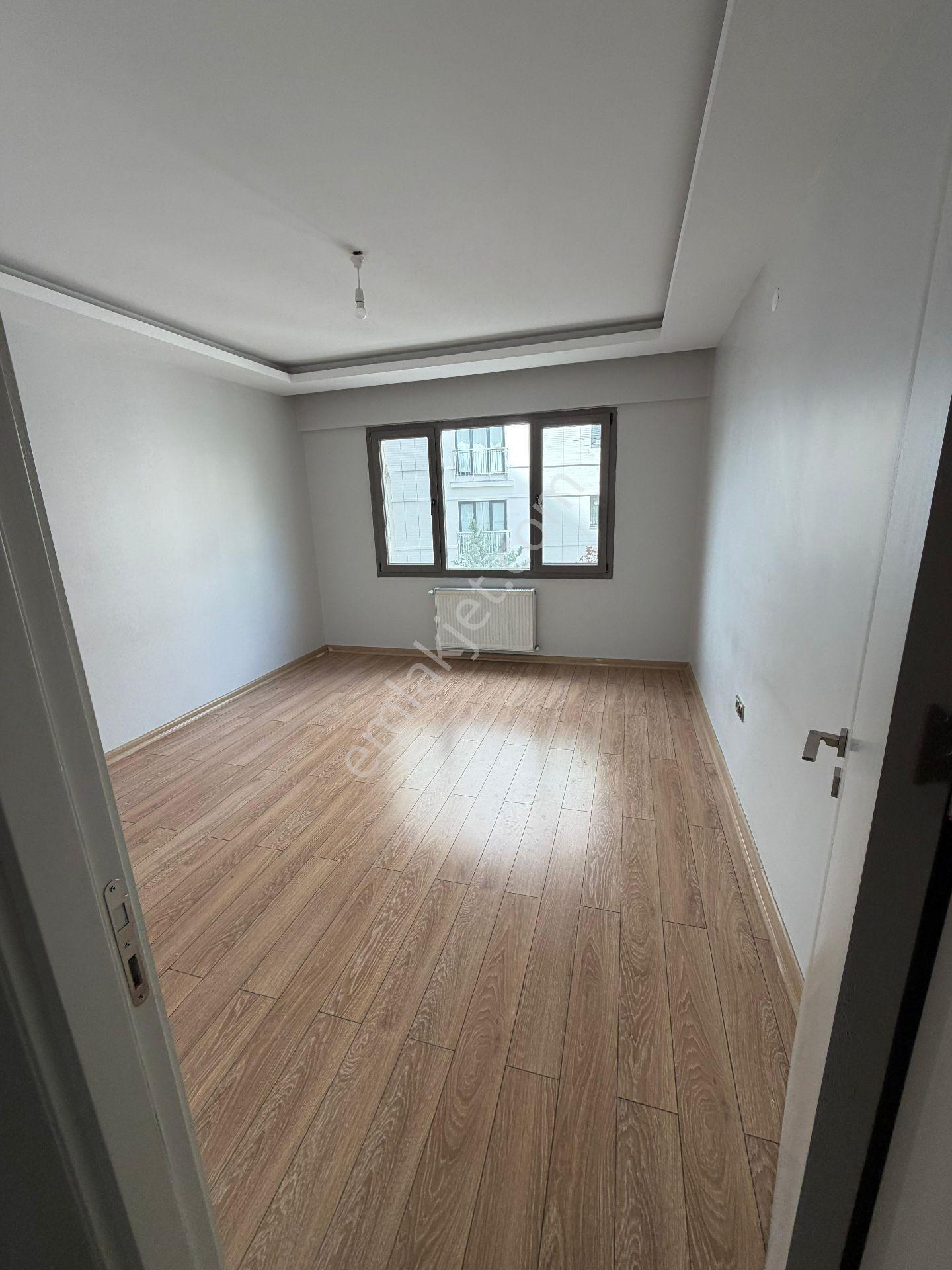 Fahri Kayahan'da. Milano Venüs Apartmanı - Görsel 8