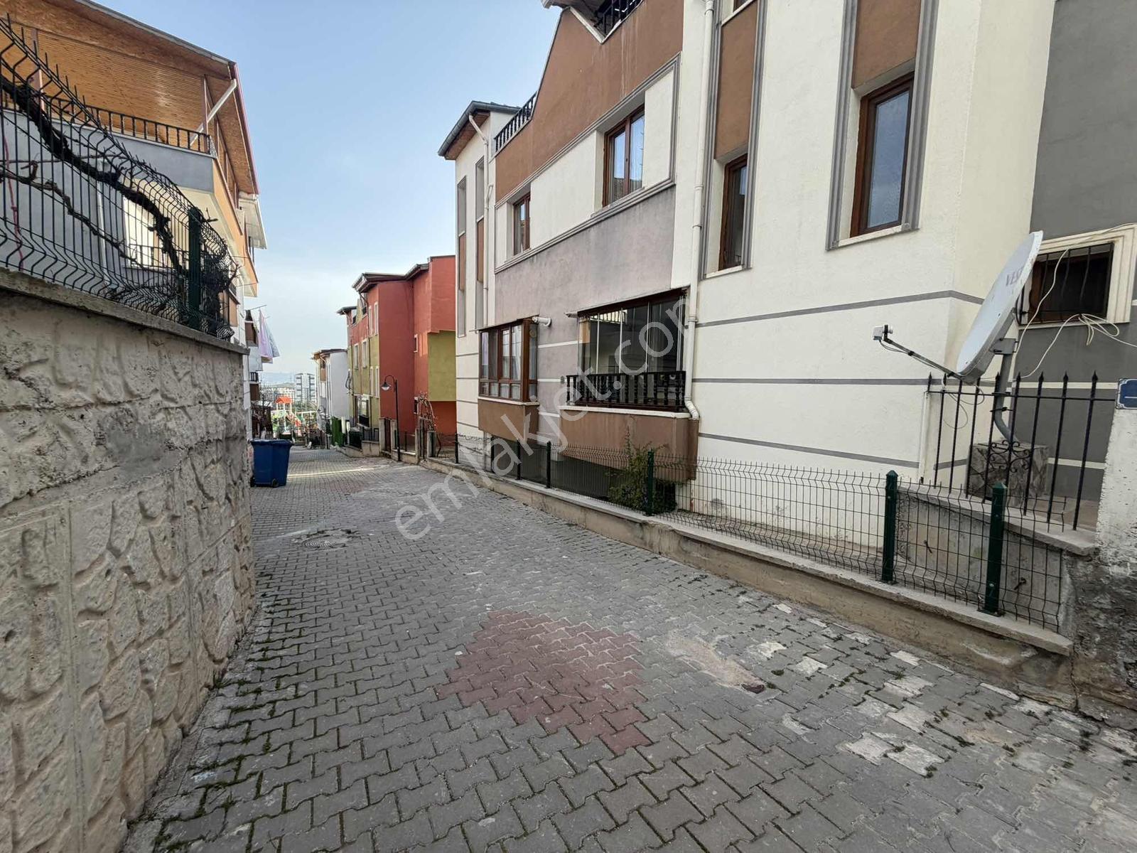 Kuzey Yıldızı Mahallesinde Site İçerisinde Full Yapılı Müstakil - Görsel 14