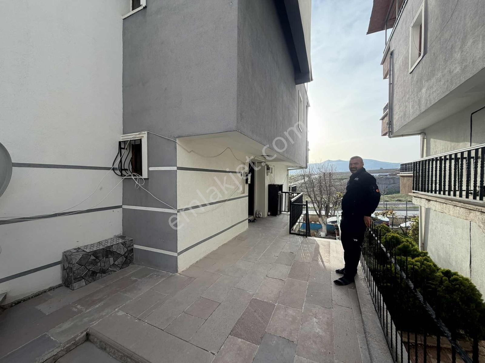 Kuzey Yıldızı Mahallesinde Site İçerisinde Full Yapılı Müstakil - Görsel 22