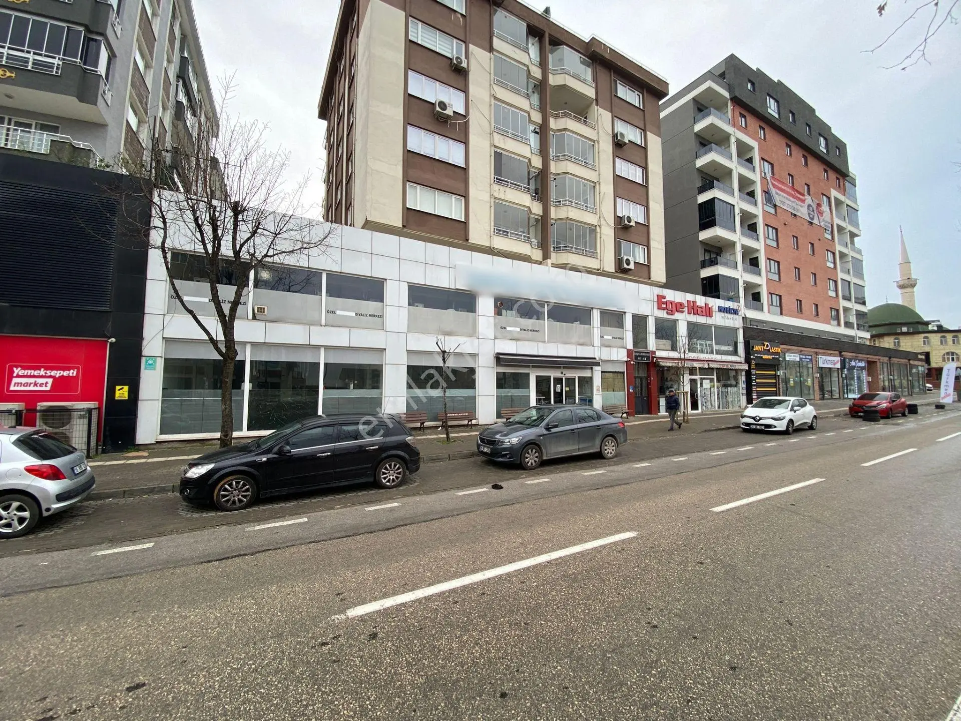 Yıldırım'da Cadde Üzeri Satılık 830 M² Dükkan & Mağaza