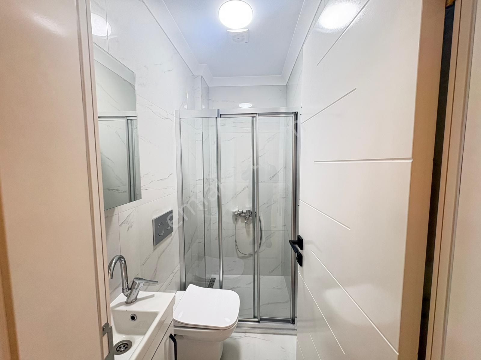 Göral Emlak Name Sok. Ön 3+1+2 Banyo Yeni Full Yapılı 3.kat Boş - Görsel 23