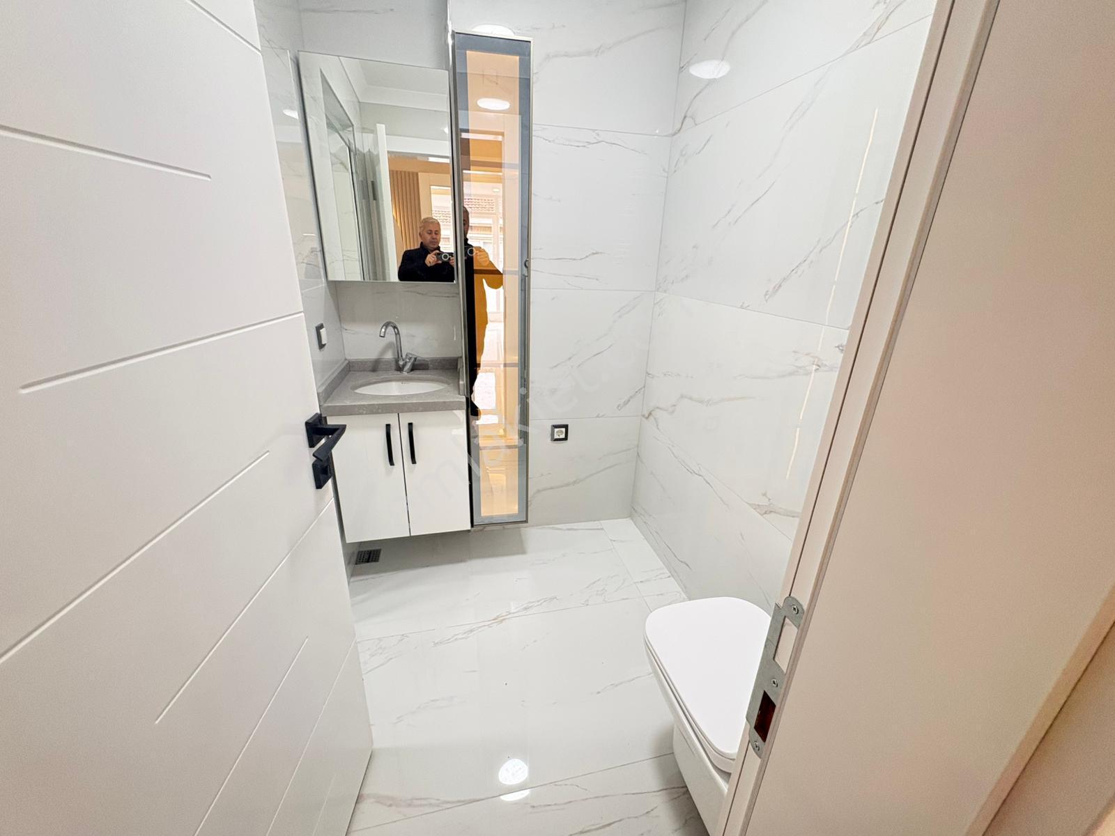 Göral Emlak Name Sok. Ön 3+1+2 Banyo Yeni Full Yapılı 3.kat Boş - Görsel 11