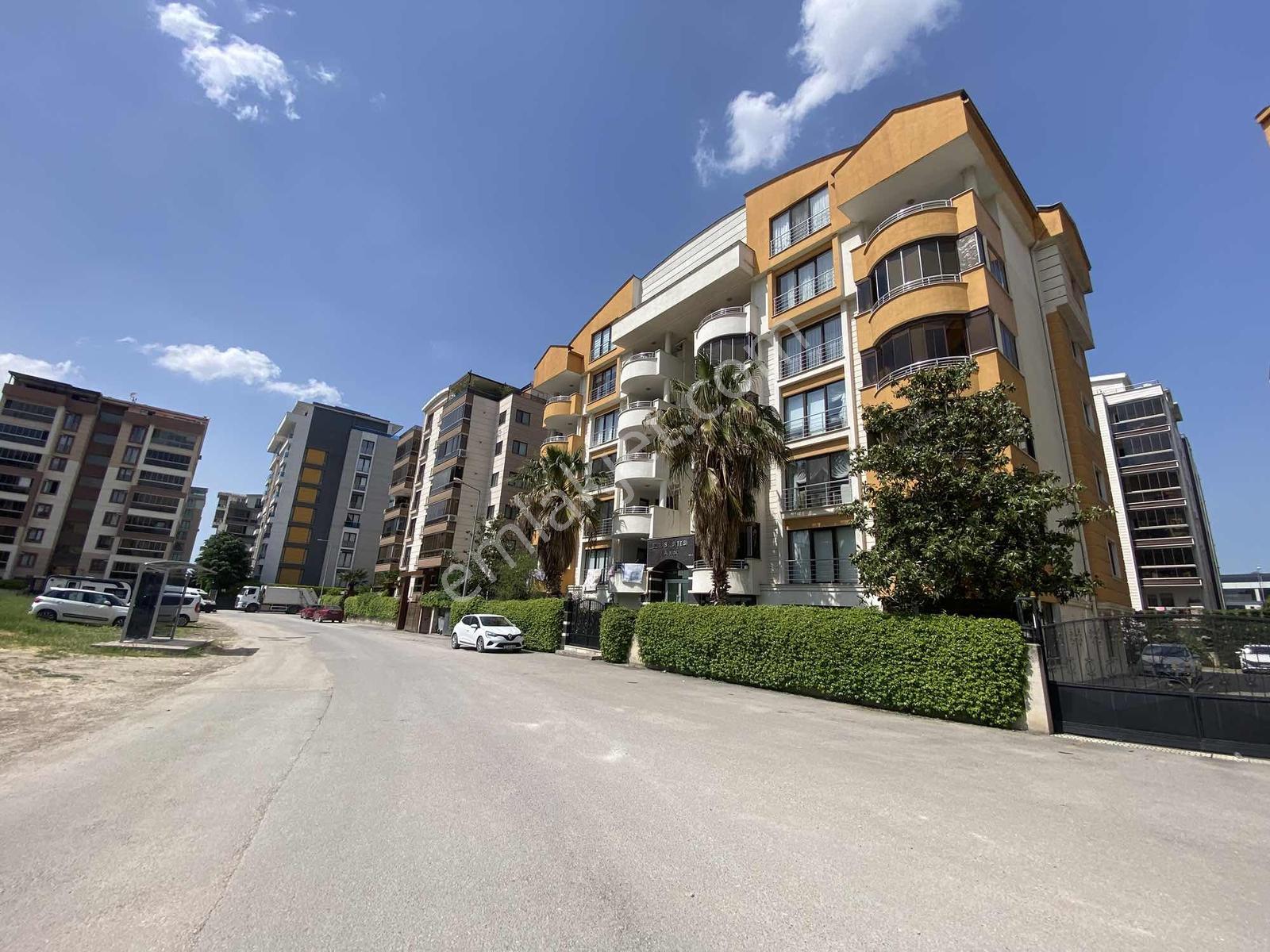 23 Nisan'da Elmas Sitesinde 3+1 Geniş, Manzaralı Kiralık Daire - Görsel 12