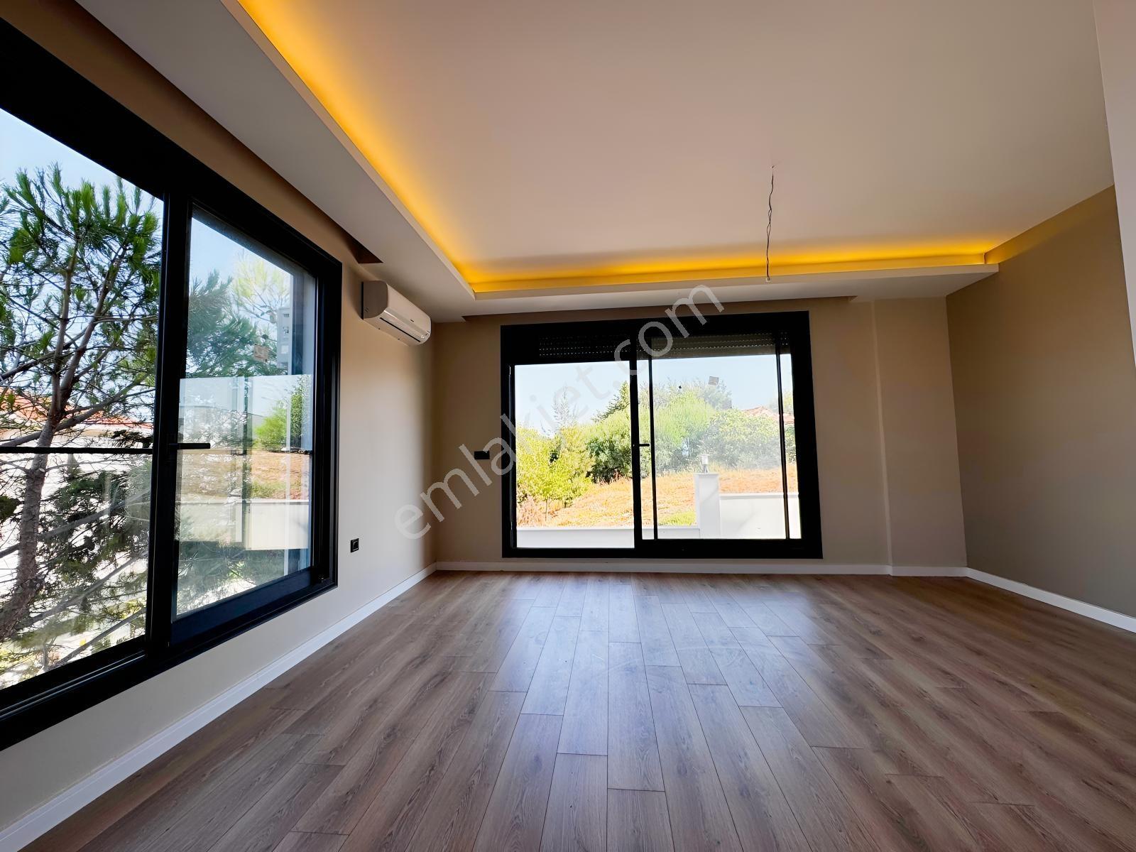 Güzelbahçe Atatürk Mahallesinde Satılık 4+1 Lüks Villa - Görsel 15