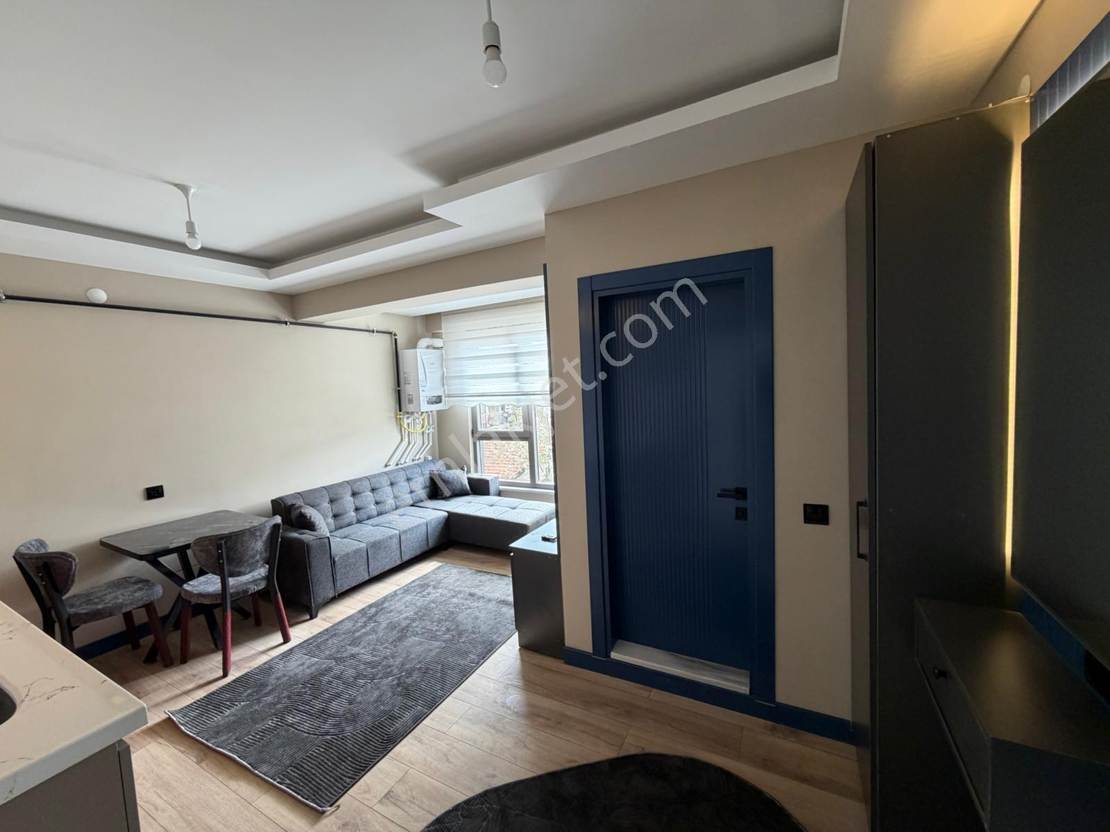 Kolçan Emlaktan Meydan Mahallesinde Eşyalı Lüks 1+1kiralık Daire - Görsel 4