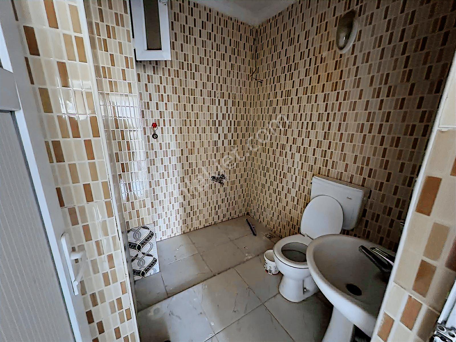 Erdemli Merkez'de Sultanakın Okulu Yakınında Kiralık 2 + 1 Daire - Görsel 11
