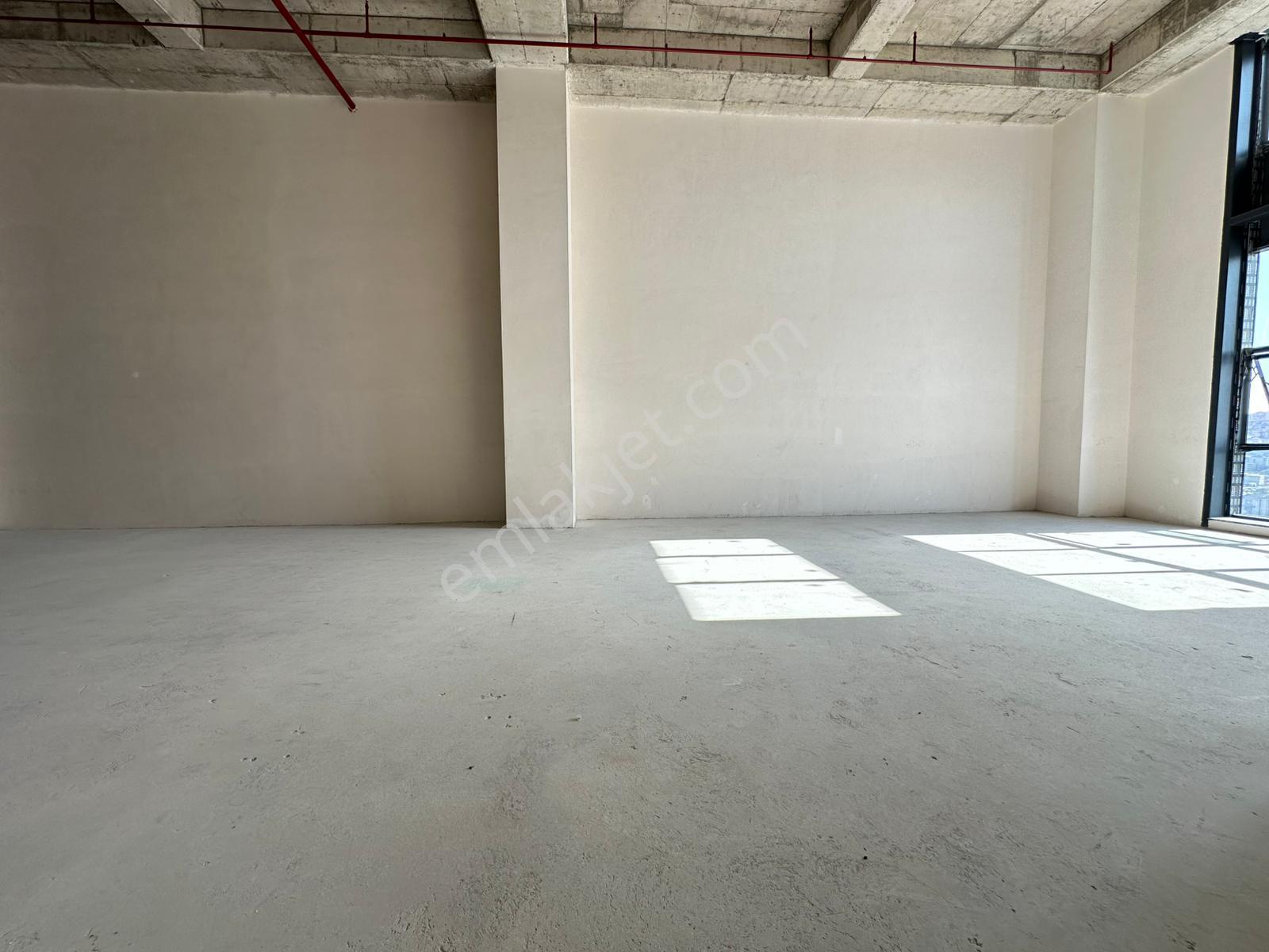 İstanbul Martim E5 Kdv Avantajlı 180m2 + 25m2 Kiralık İşyeri - Görsel 23