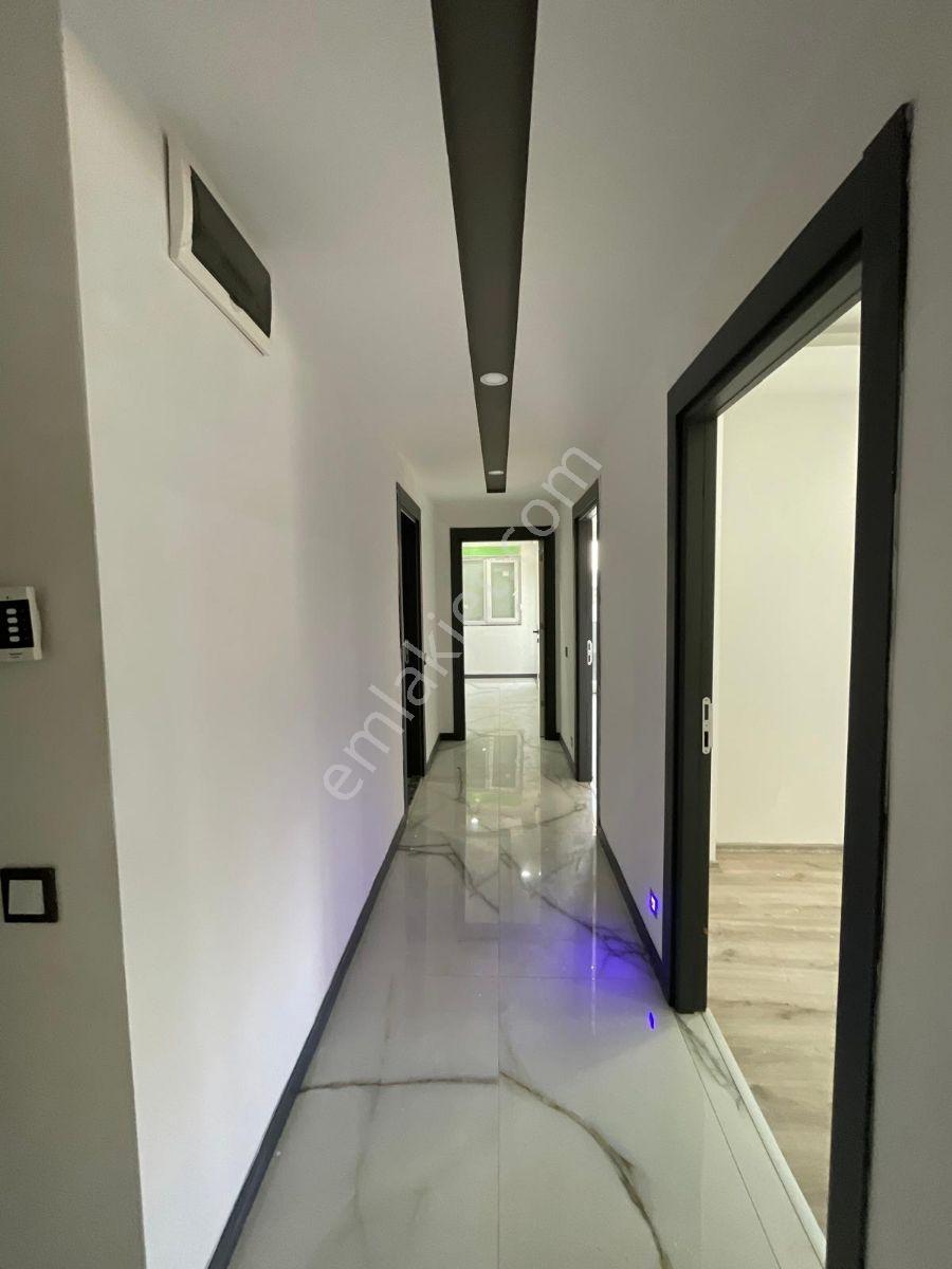 Asansörlü Çift Balkonlu 2+1 Kiralık Fırsat Daire - Görsel 9