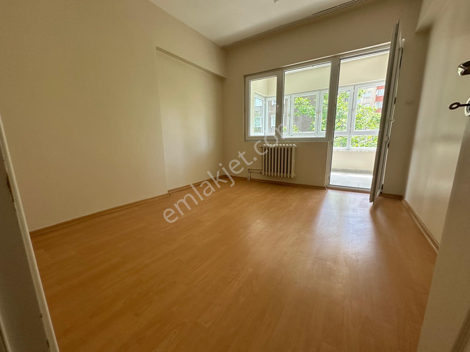 Beykent Hasbahçe Sitesinde Kiralık 3+1 Daire Metrobüs Yürüme - Görsel 19
