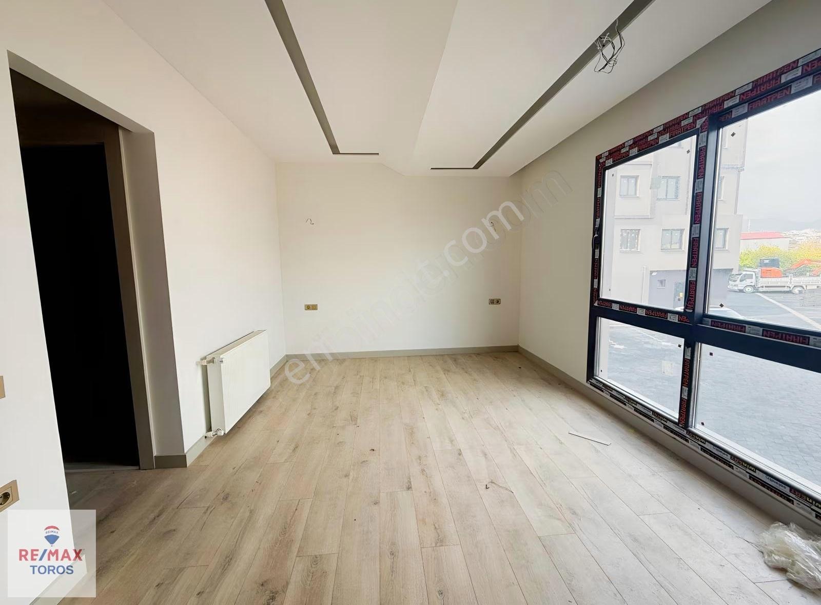 Remax Toros'tan Mezitli'de 3+1 Kiralık Bahçe Dubleksi - Görsel 12