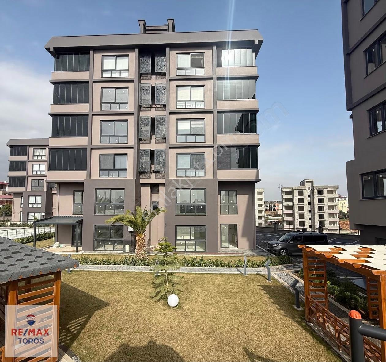 Remax Toros'tan Mezitli'de 3+1 Kiralık Bahçe Dubleksi - Görsel 3