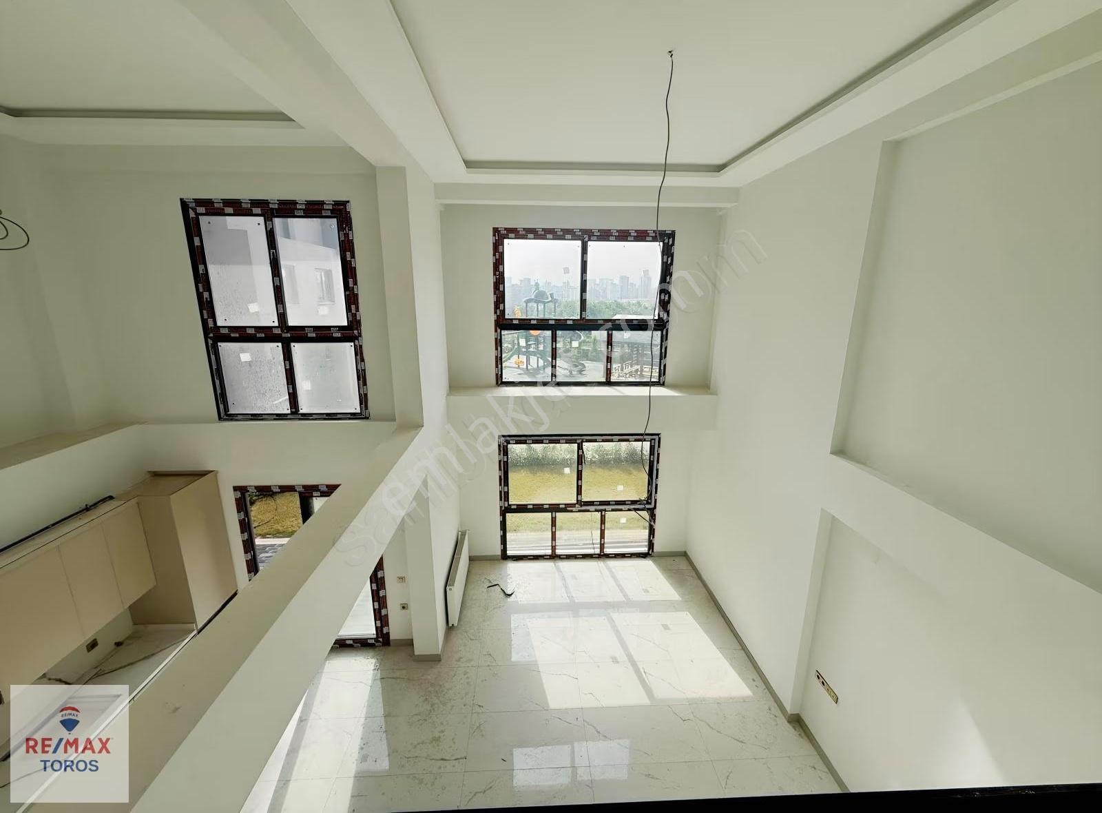 Remax Toros'tan Mezitli'de 3+1 Kiralık Bahçe Dubleksi - Görsel 17