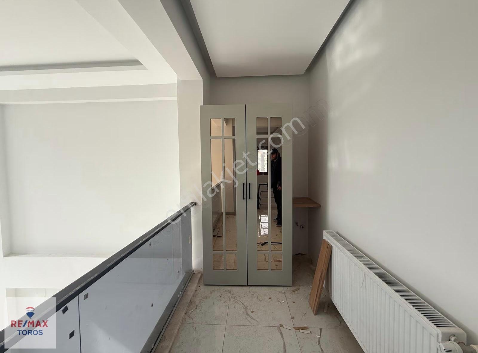 Remax Toros'tan Mezitli'de 3+1 Kiralık Bahçe Dubleksi - Görsel 19
