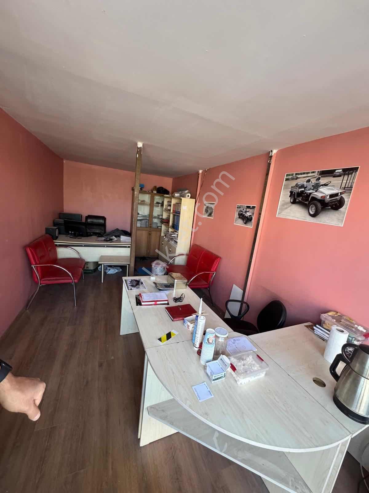 Yakacıkta Cadde Üstü Yüksek Getirili Satılık Ticari Mülk - Görsel 8
