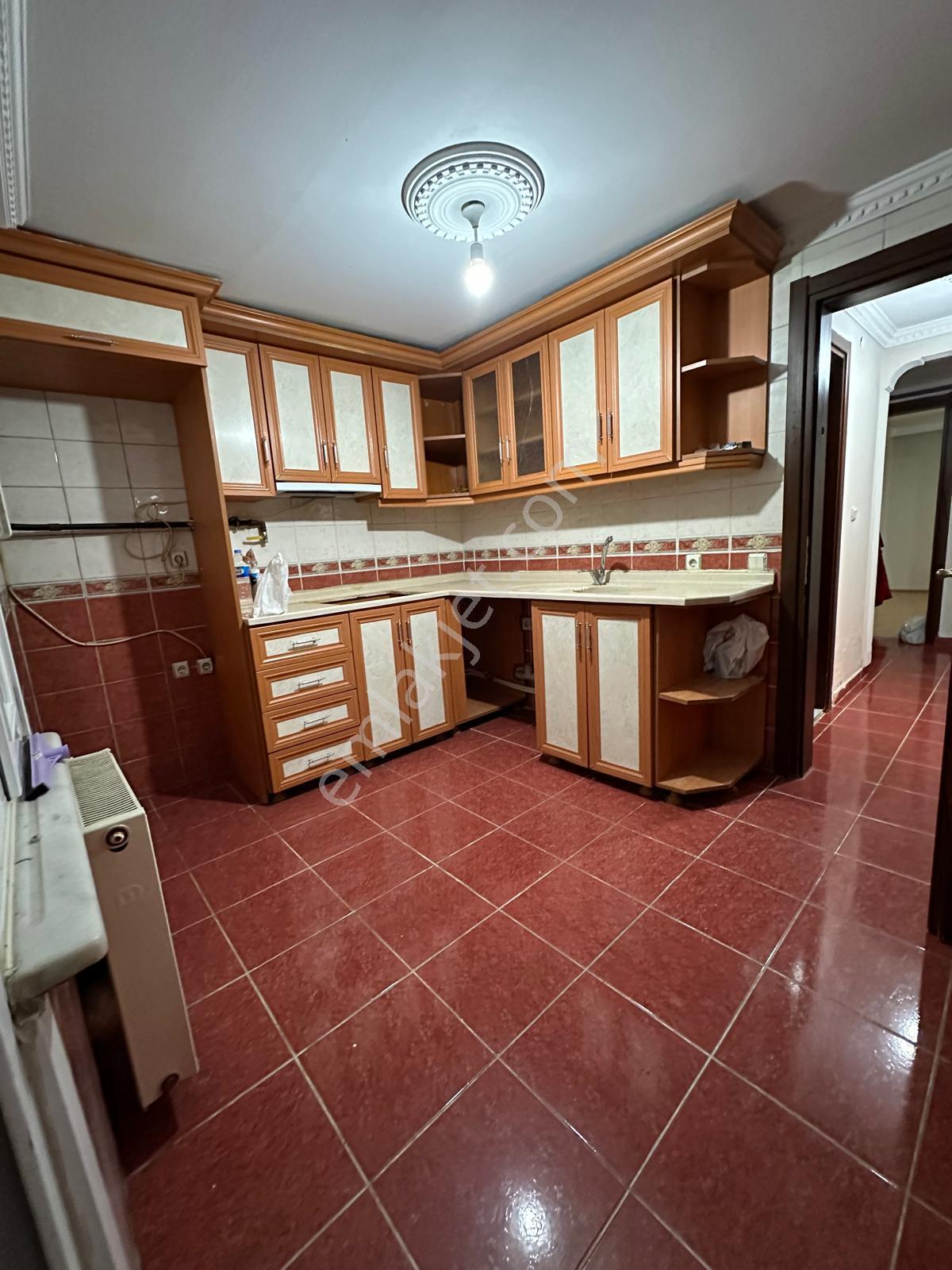 Esenyurt Kıraçta Arsa Tapulu Satılık Daire