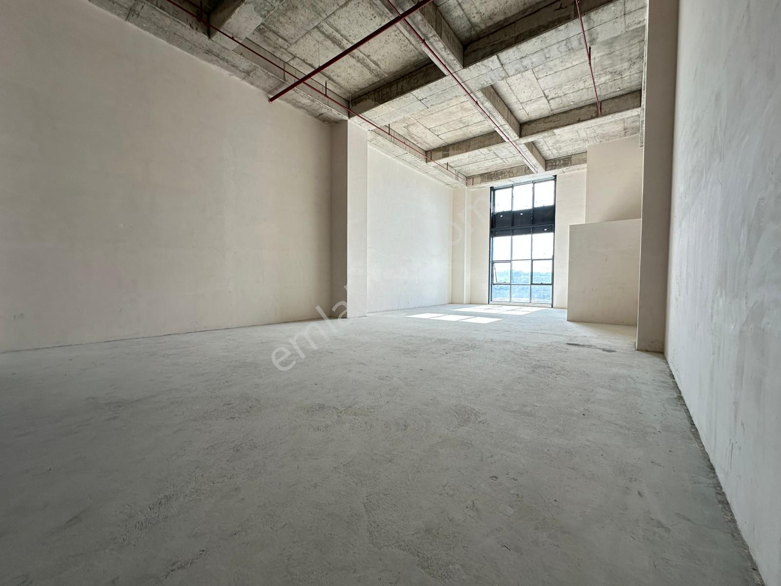 İstanbul Martim E5 Kdv Avantajlı 180m2 + 25m2 Kiralık İşyeri - Görsel 26