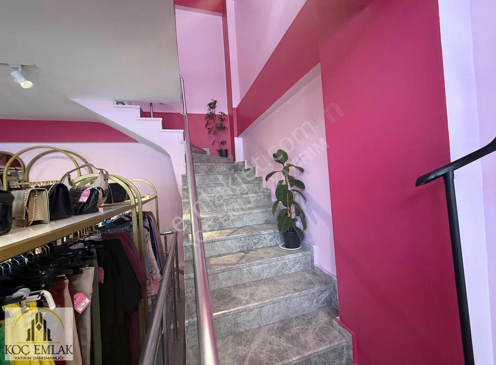 Koç Emlak'tan Hazır Kurulu Düzen ! Devren Satılık Butik - Görsel 9