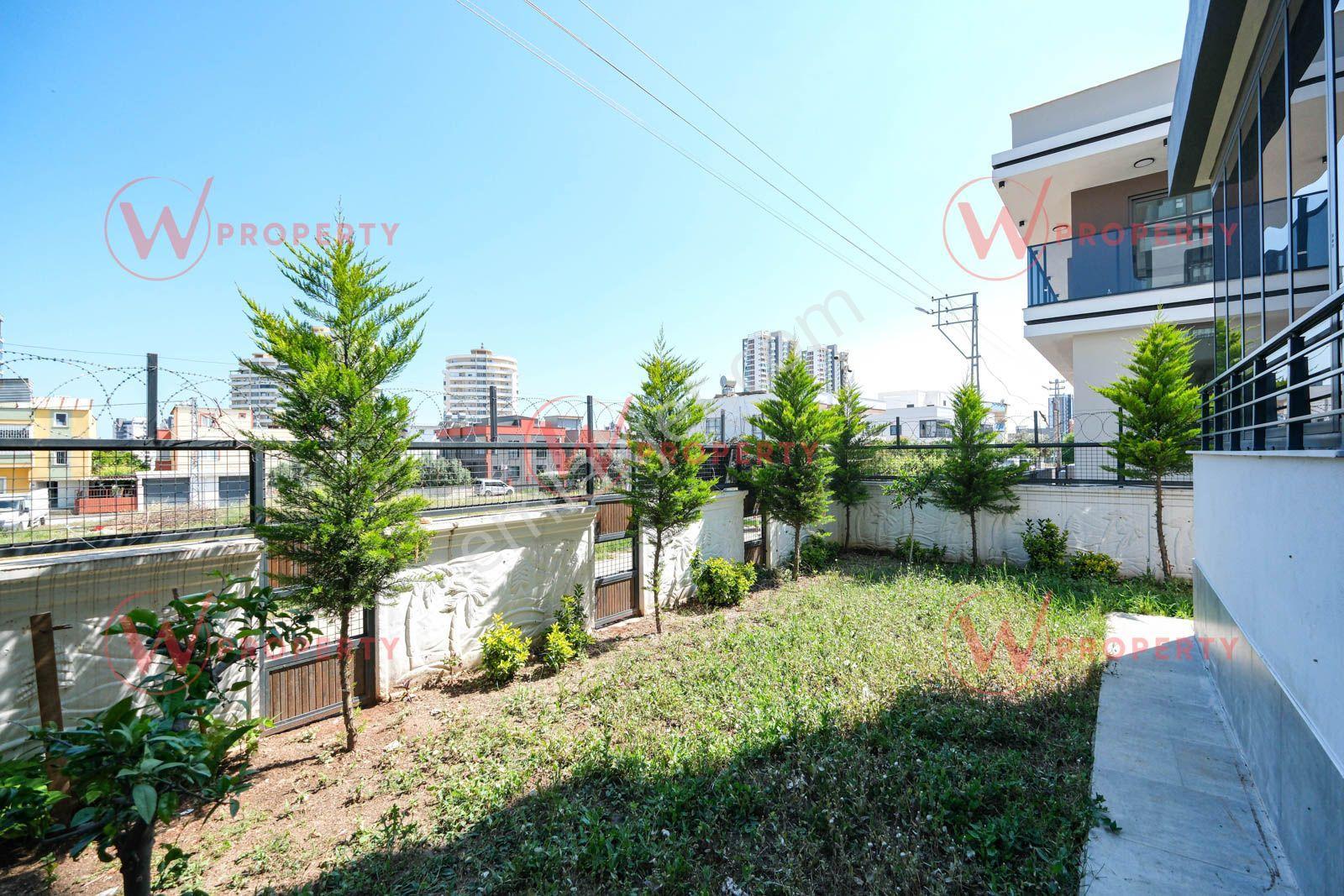 W Property Fuatmorel'de İçi Yapılı Masrafsız 5+2 Tripleks Villa - Görsel 36