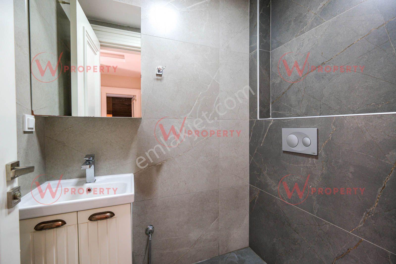 W Property Fuatmorel'de İçi Yapılı Masrafsız 5+2 Tripleks Villa - Görsel 16