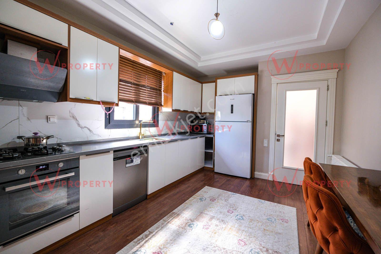 W Property Fuatmorel'de İçi Yapılı Masrafsız 5+2 Tripleks Villa - Görsel 12