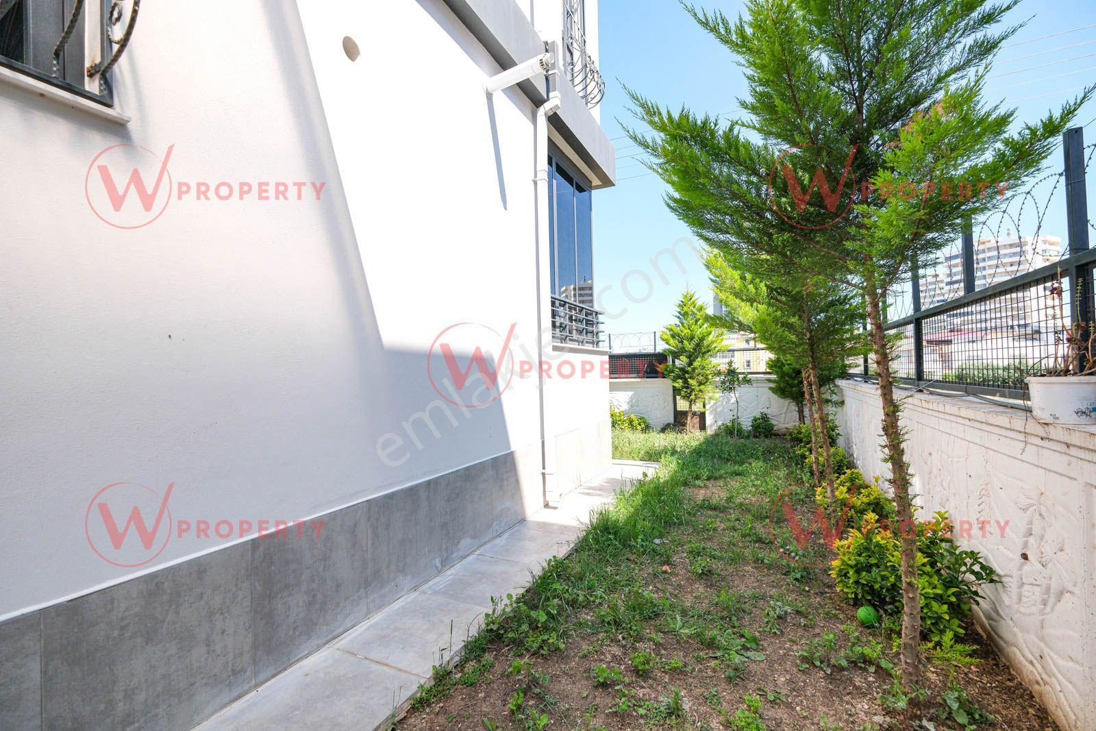 W Property Fuatmorel'de İçi Yapılı Masrafsız 5+2 Tripleks Villa - Görsel 35
