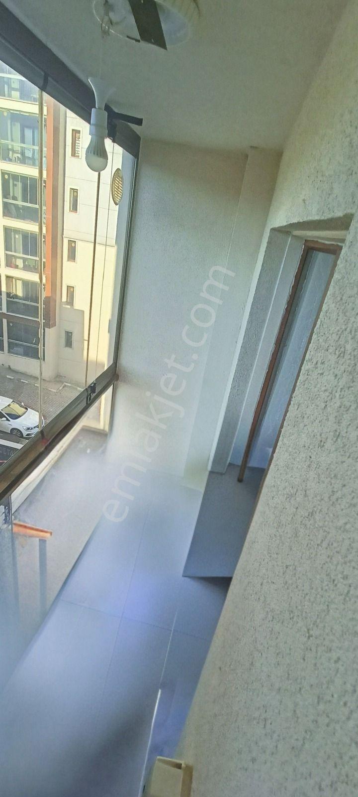 Emlaklar'da Konsept İstanbul'da 1+1 Ara Kat Temiz Kiralık Daire - Görsel 17