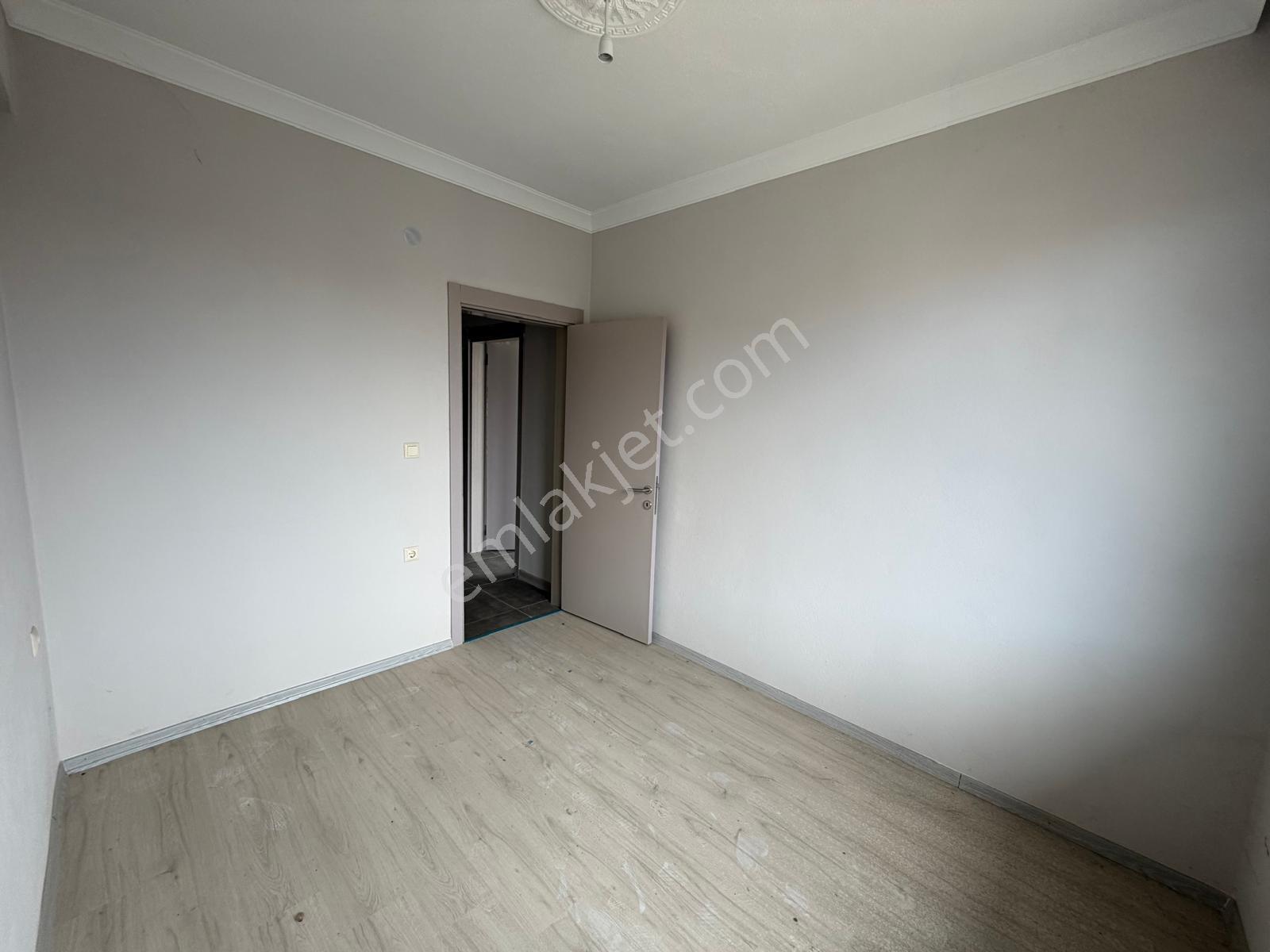 Havuzlu Site İçerisinde Modern, Konforlu 1+1 Daire - Görsel 17