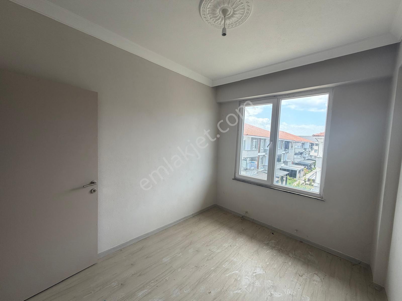 Havuzlu Site İçerisinde Modern, Konforlu 1+1 Daire - Görsel 12