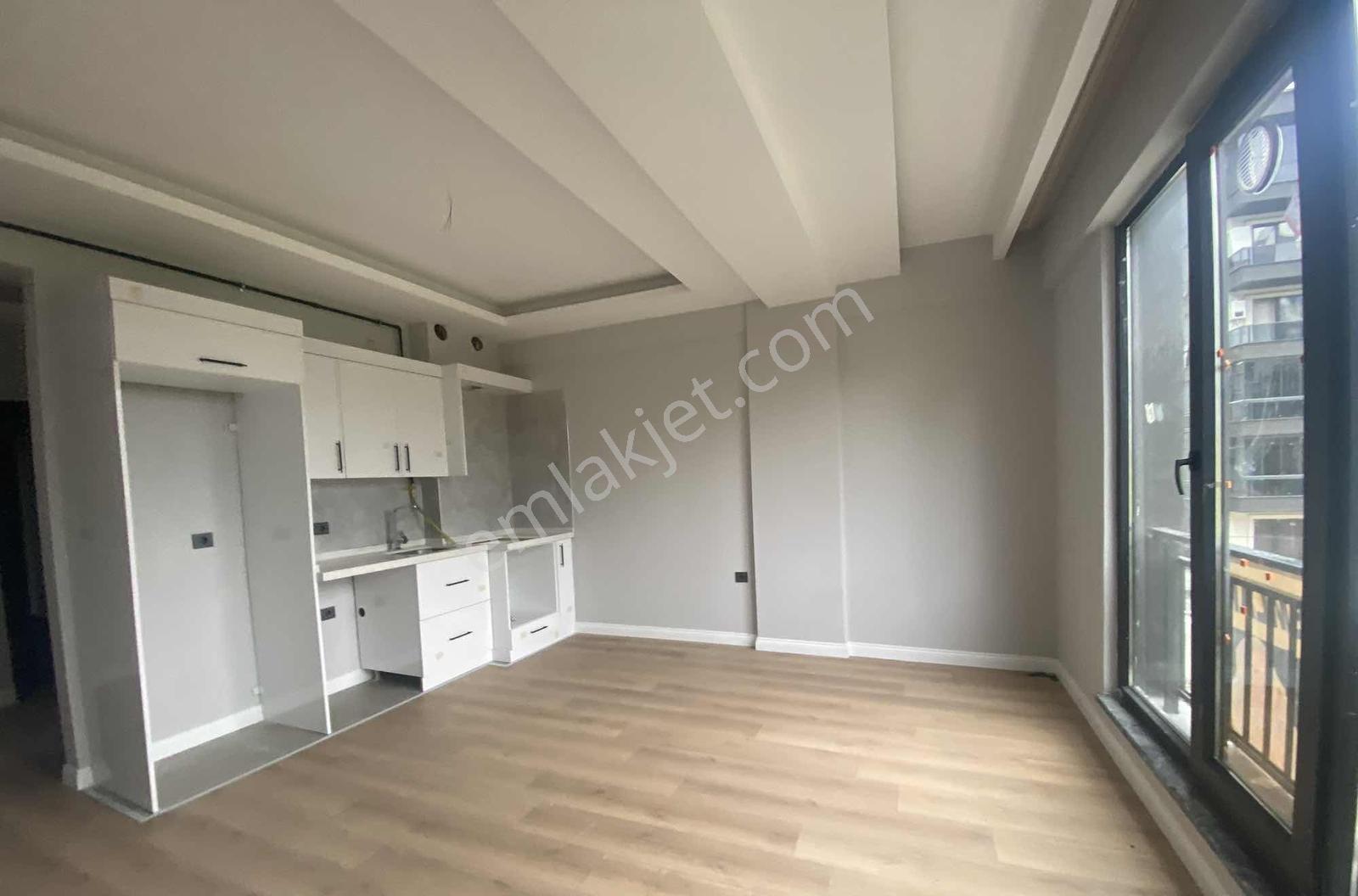 Buyukoyumca Da Kiralık 2 + 1 Daire Salon Mutfak Bir - Görsel 29