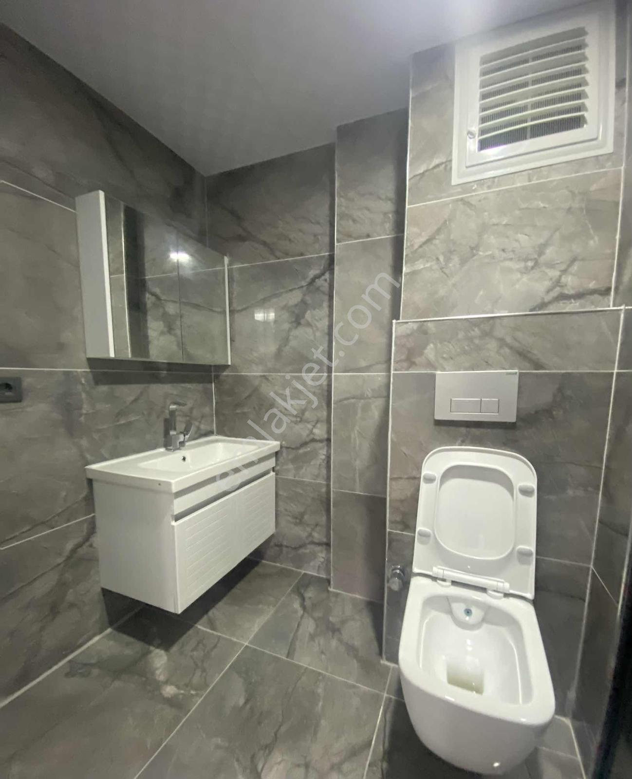 Buyukoyumca Da Kiralık 2 + 1 Daire Salon Mutfak Bir - Görsel 20