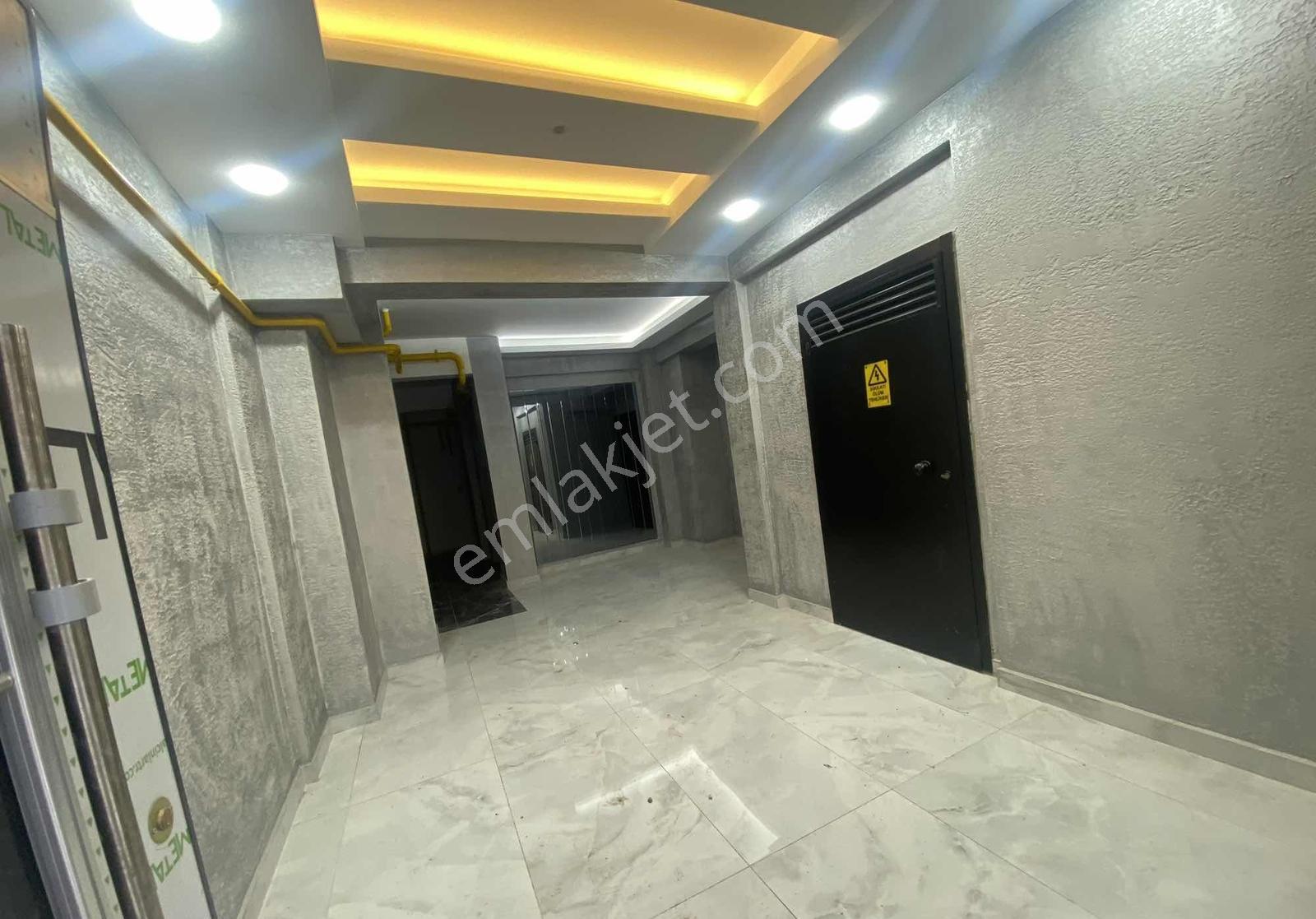 Buyukoyumca Da Kiralık 2 + 1 Daire Salon Mutfak Bir - Görsel 14