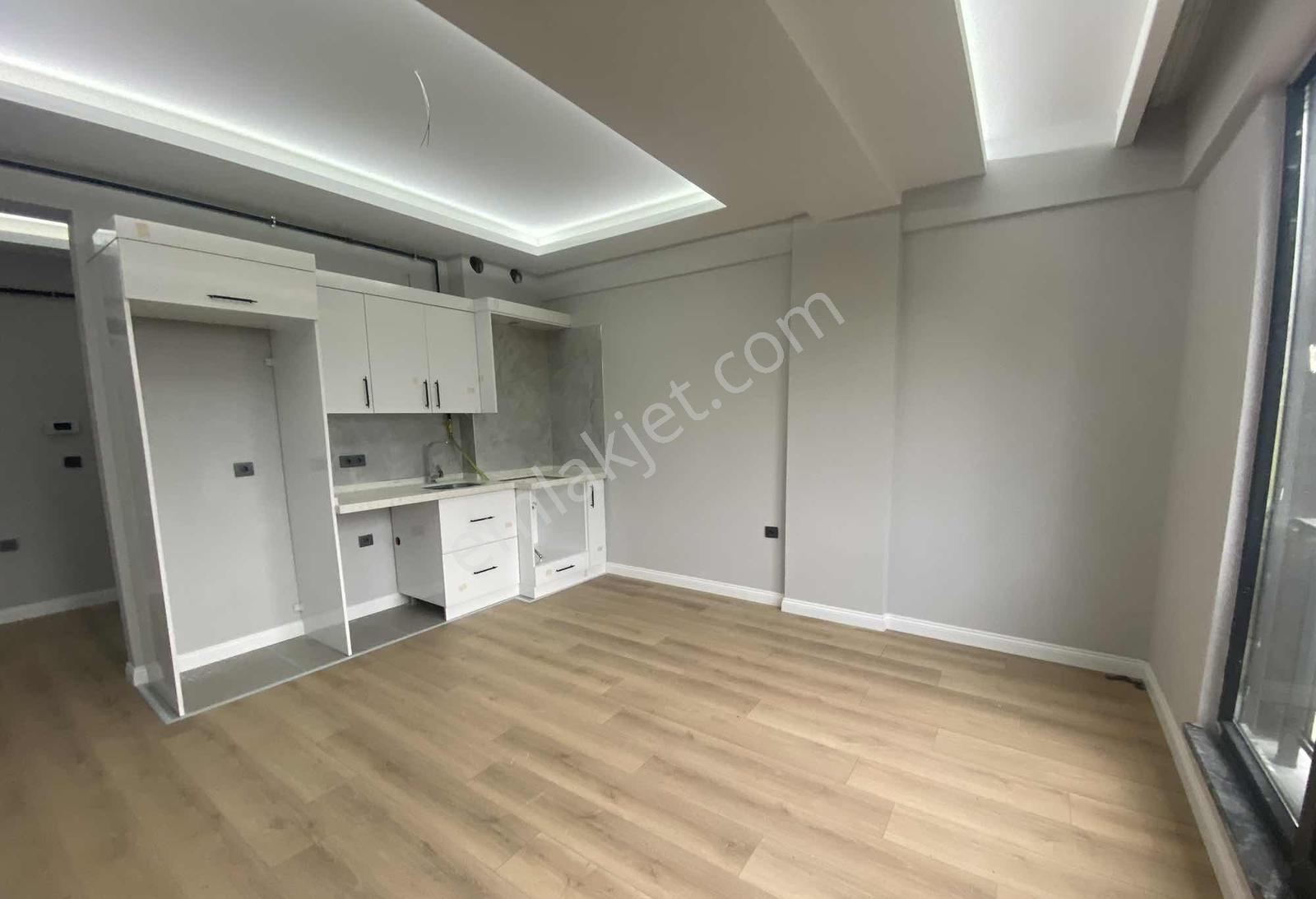 Buyukoyumca Da Kiralık 2 + 1 Daire Salon Mutfak Bir - Görsel 10