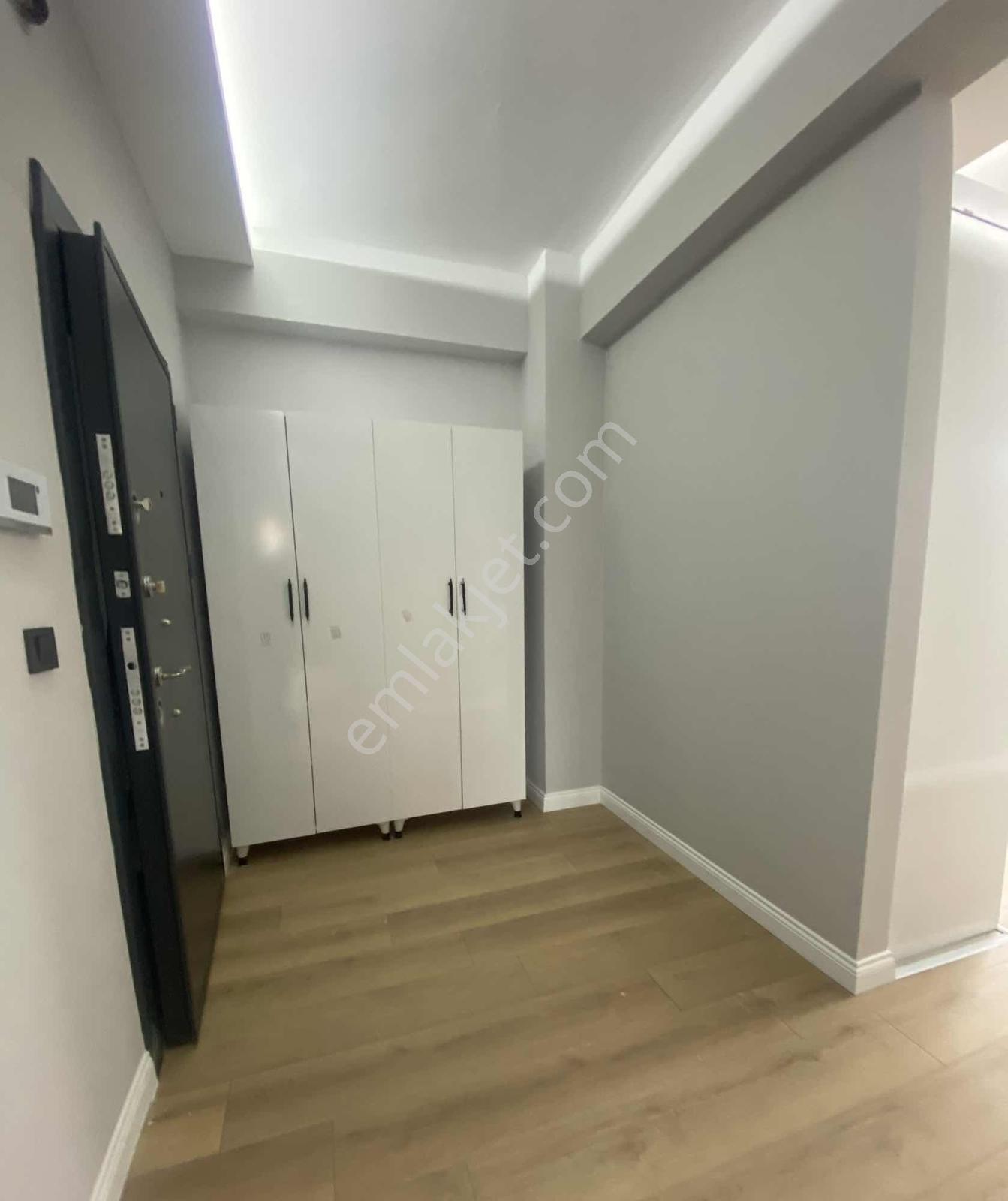Buyukoyumca Da Kiralık 2 + 1 Daire Salon Mutfak Bir - Görsel 22