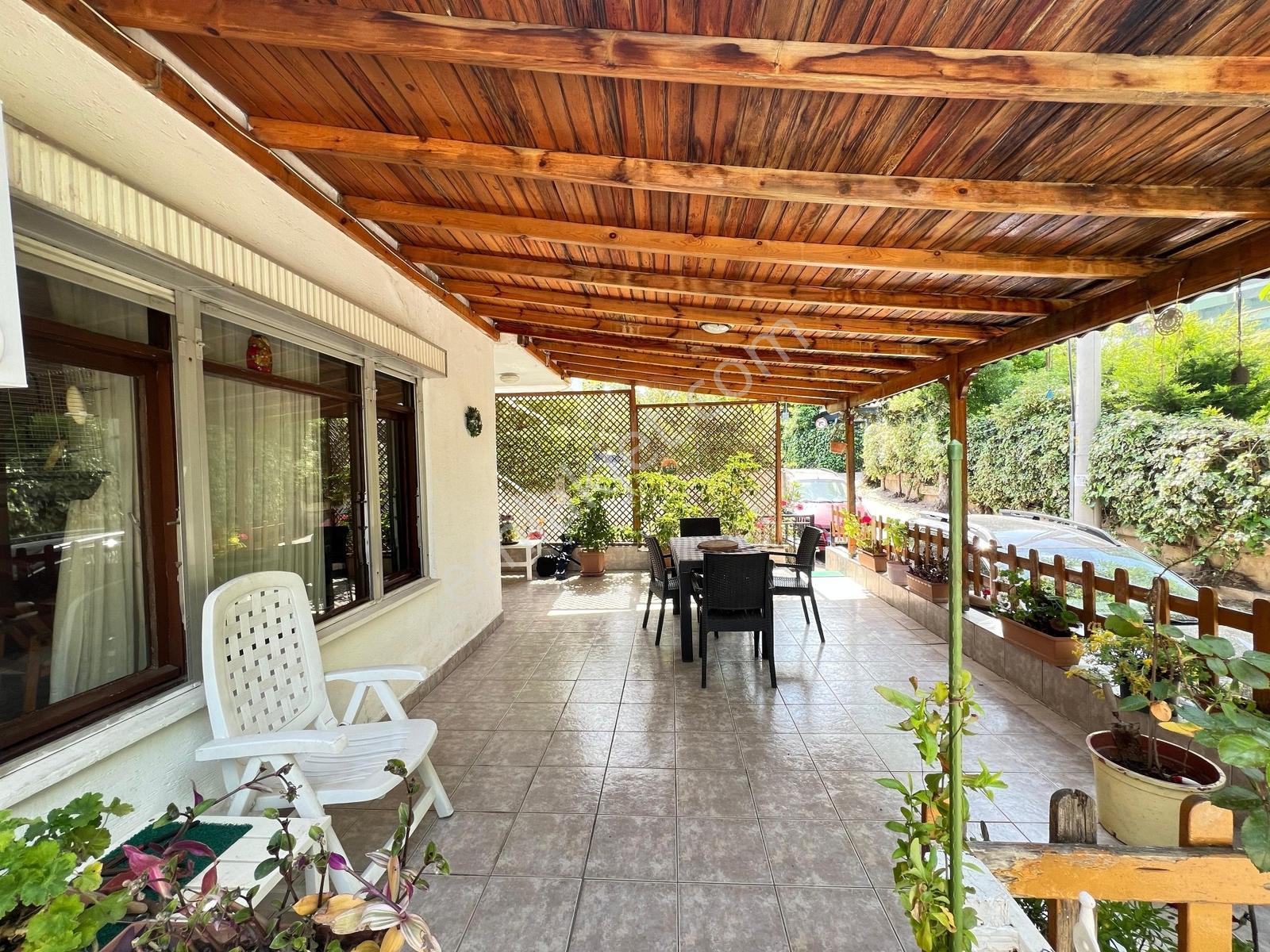 Turyap'tan Bayramoğlu Ada İçinde Verandalı Bahçe Katı - Görsel 13