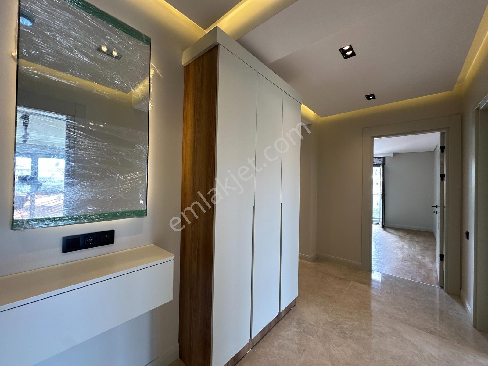 Validebağ Sitesi Önü Açık 3 Cepheli Satılık 3+1 Video Mevcut - Görsel 22